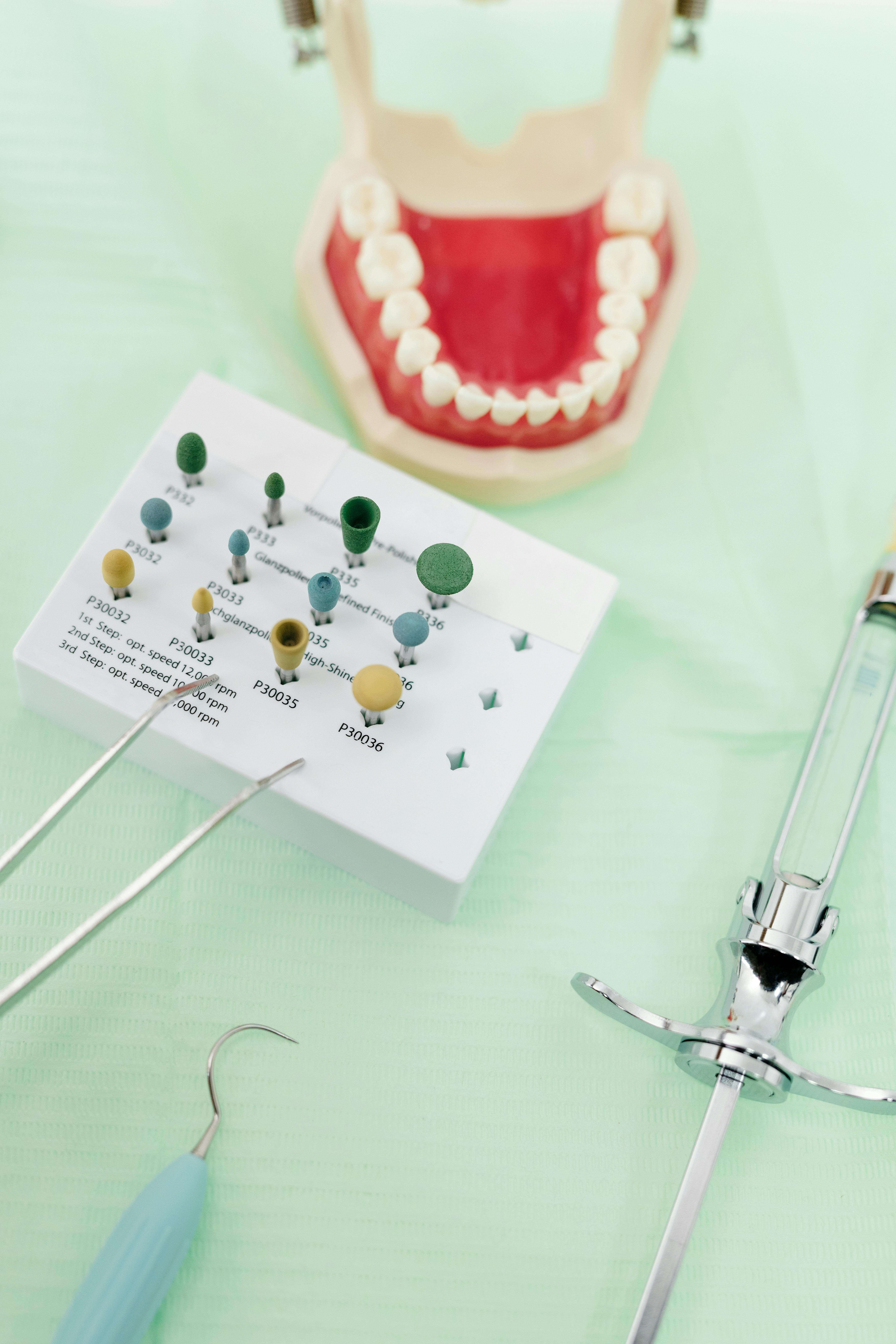 Instrumental dental profesional