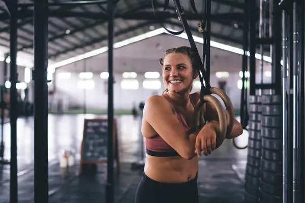 Anneaux gymniques - gymnastique CrossFit