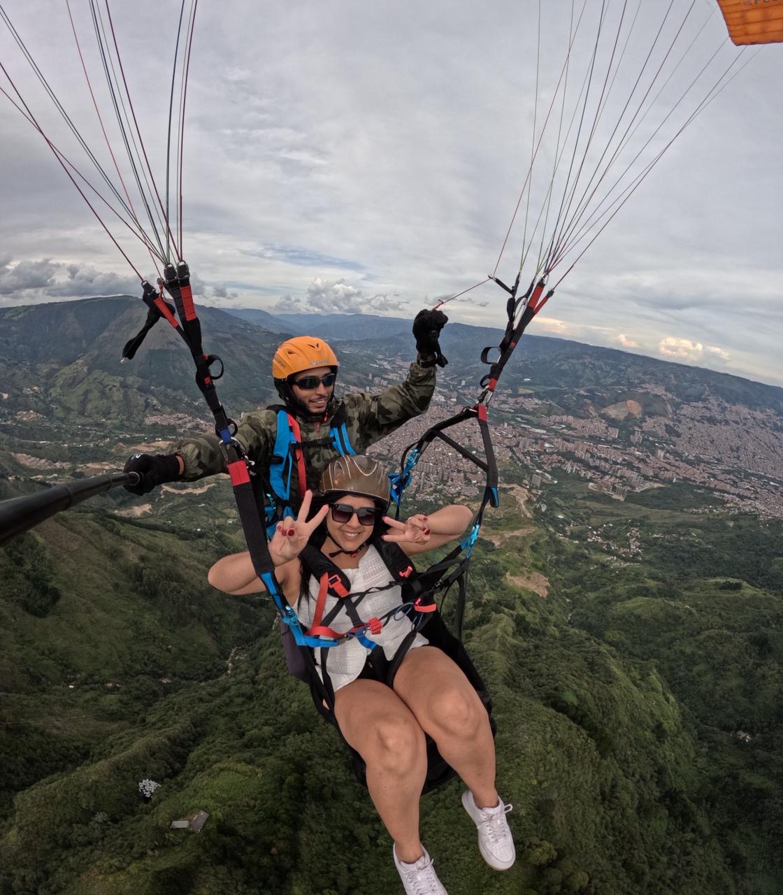 Vuelo de parapente tándem sobre el valle de Aburrá — foto 3