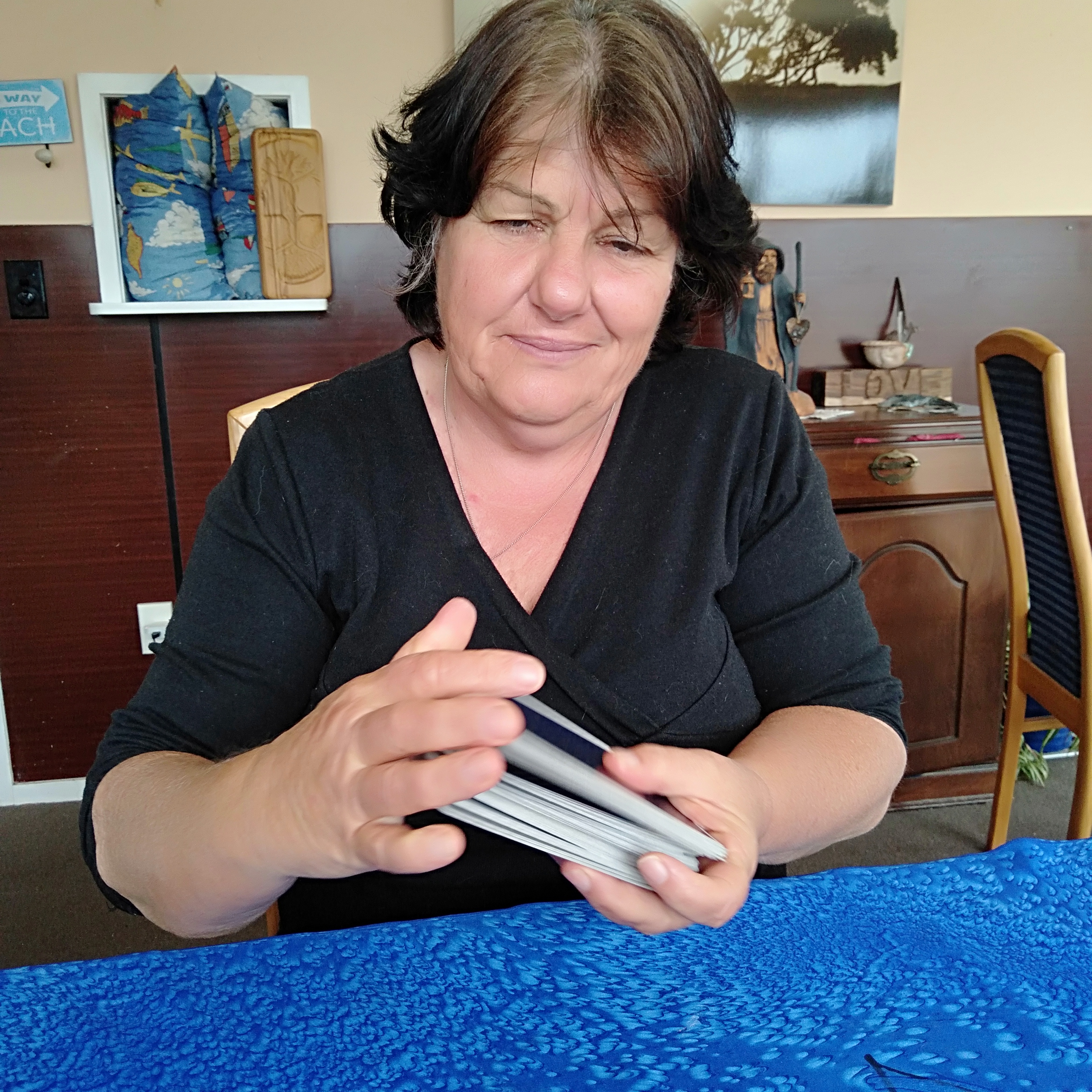 Verna reading the cards
