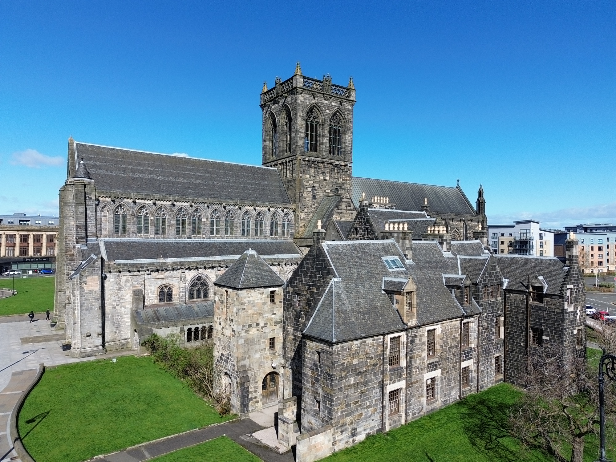 Glasgow Airport relaunches Campus Watch ahead of busy Easter travel period