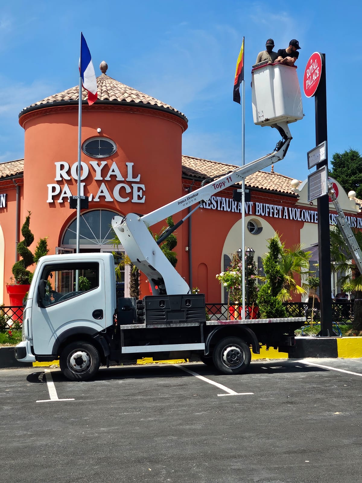 Enseigne Royal Palace réalisée par PUB PRO