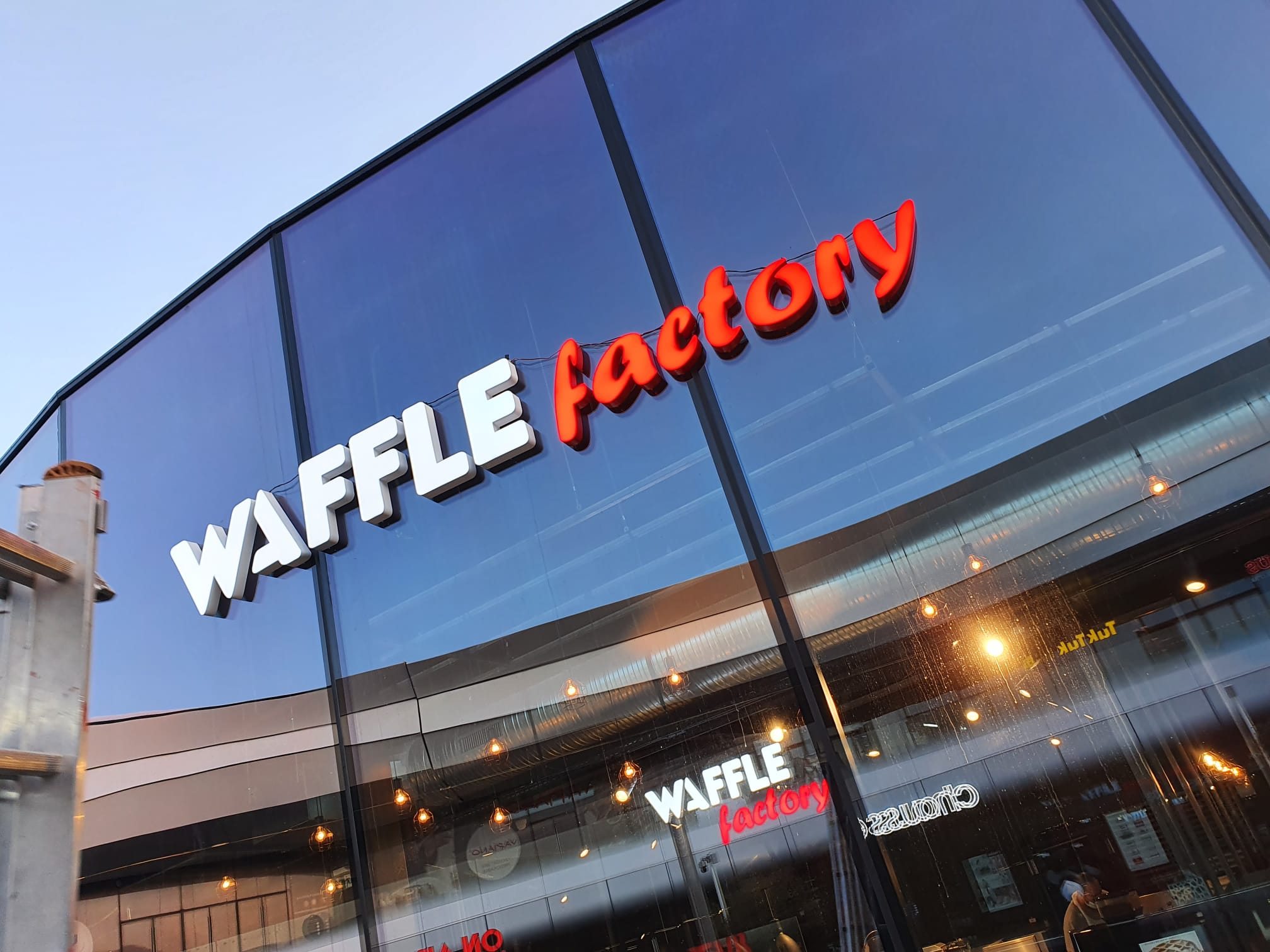 Waffle Factory — réalisation PUB PRO