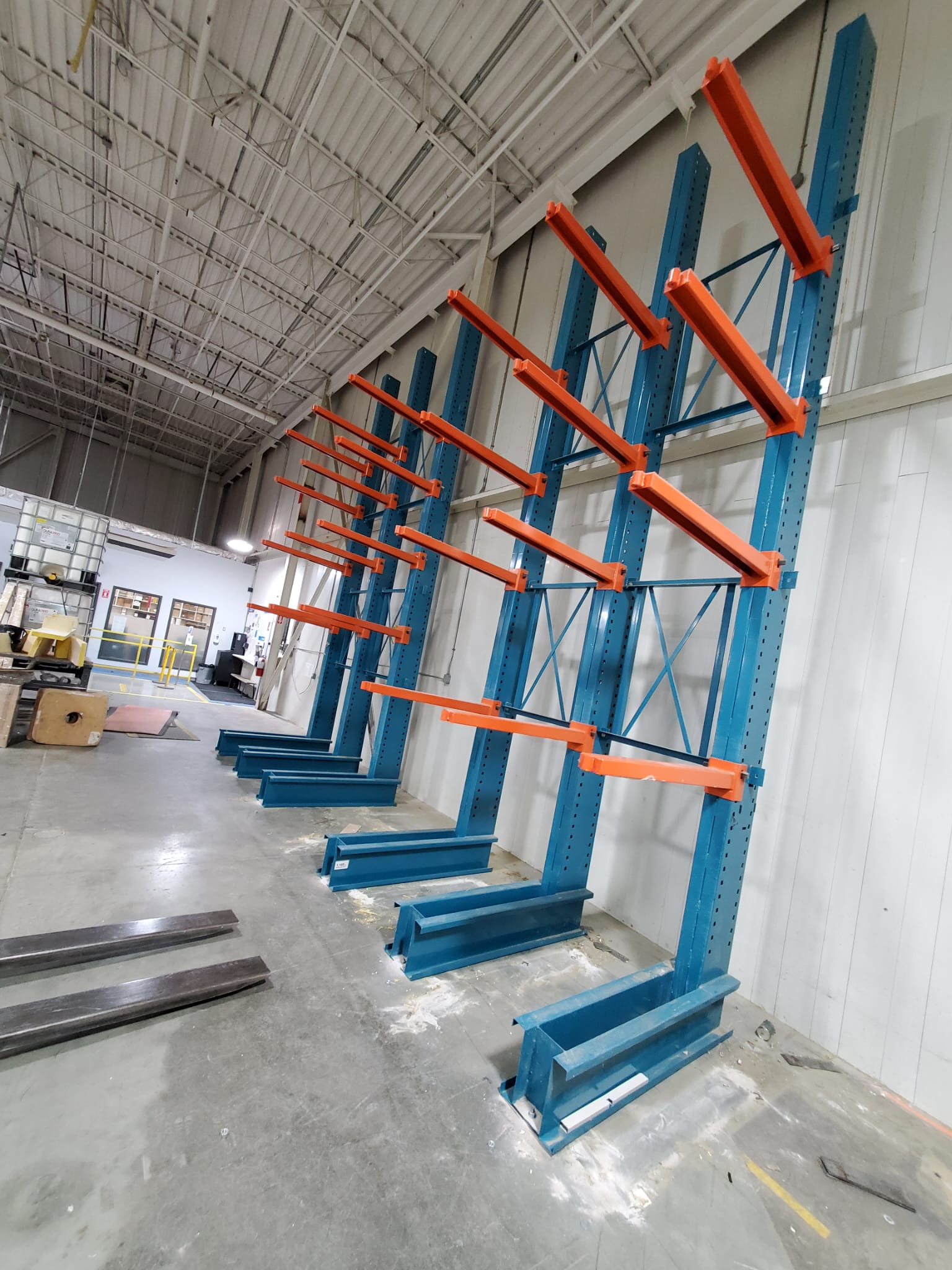Cantilever Racking with Decking