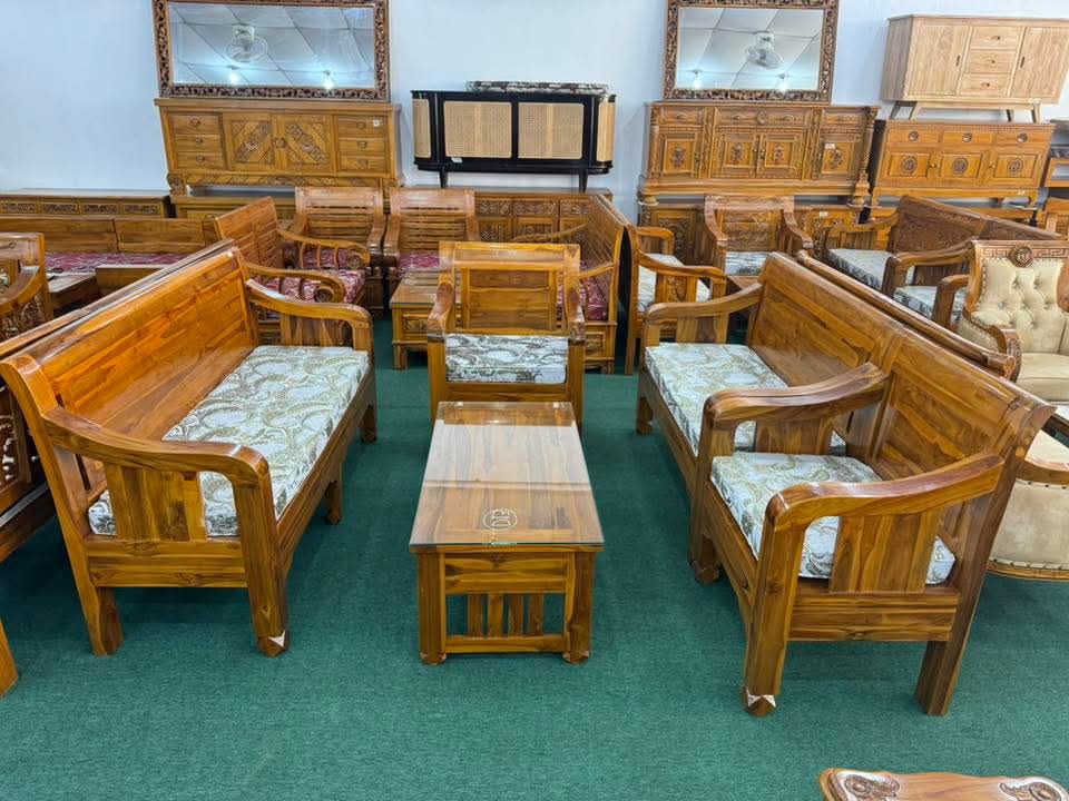 SET SOFA JATI MINIMALIST 3+2+1+1 - KUSYEN FLORAL HIJAU + MEJA