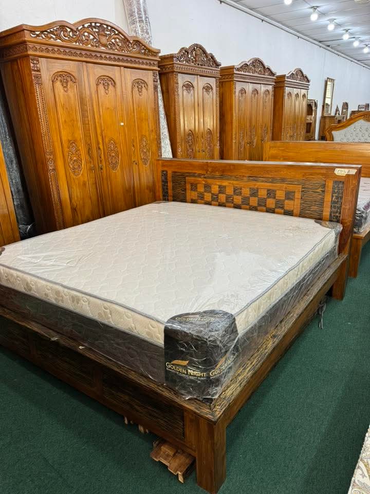 KATIL JATI MINIMALIST CHECKERED KING SIZE - TERMASUK TILAM GOLDEN NIGHT