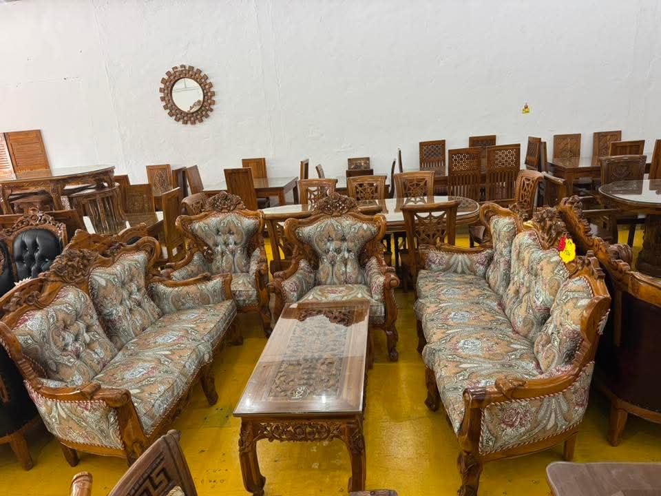 SET SOFA JATI UKIRAN GARUDA 3+2+1+1 - DAMASK PAISLEY VINTAGE + MEJA