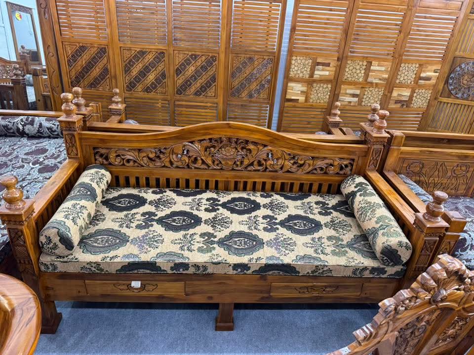 DAYBED JATI UKIRAN BUNGA - KUSYEN BATIK FLORAL + LACI
