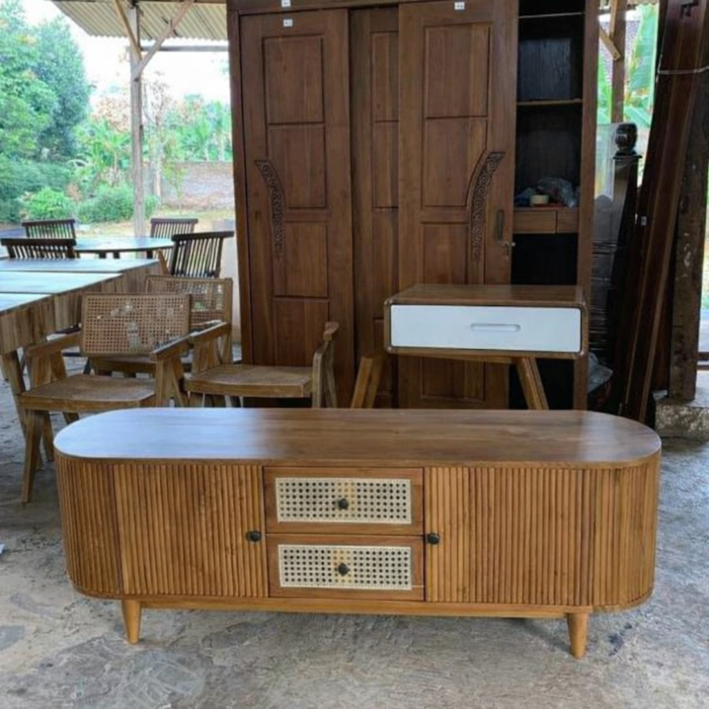 KABINET TV JATI ROTAN MINIMALIST - GAYA BOHEMIAN