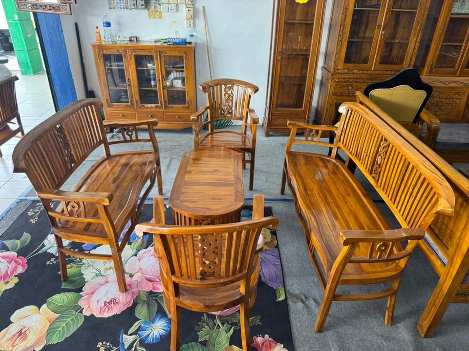 SET SOFA JATI BETAWI 3+2+1+1 - TANPA KUSYEN + MEJA OVAL