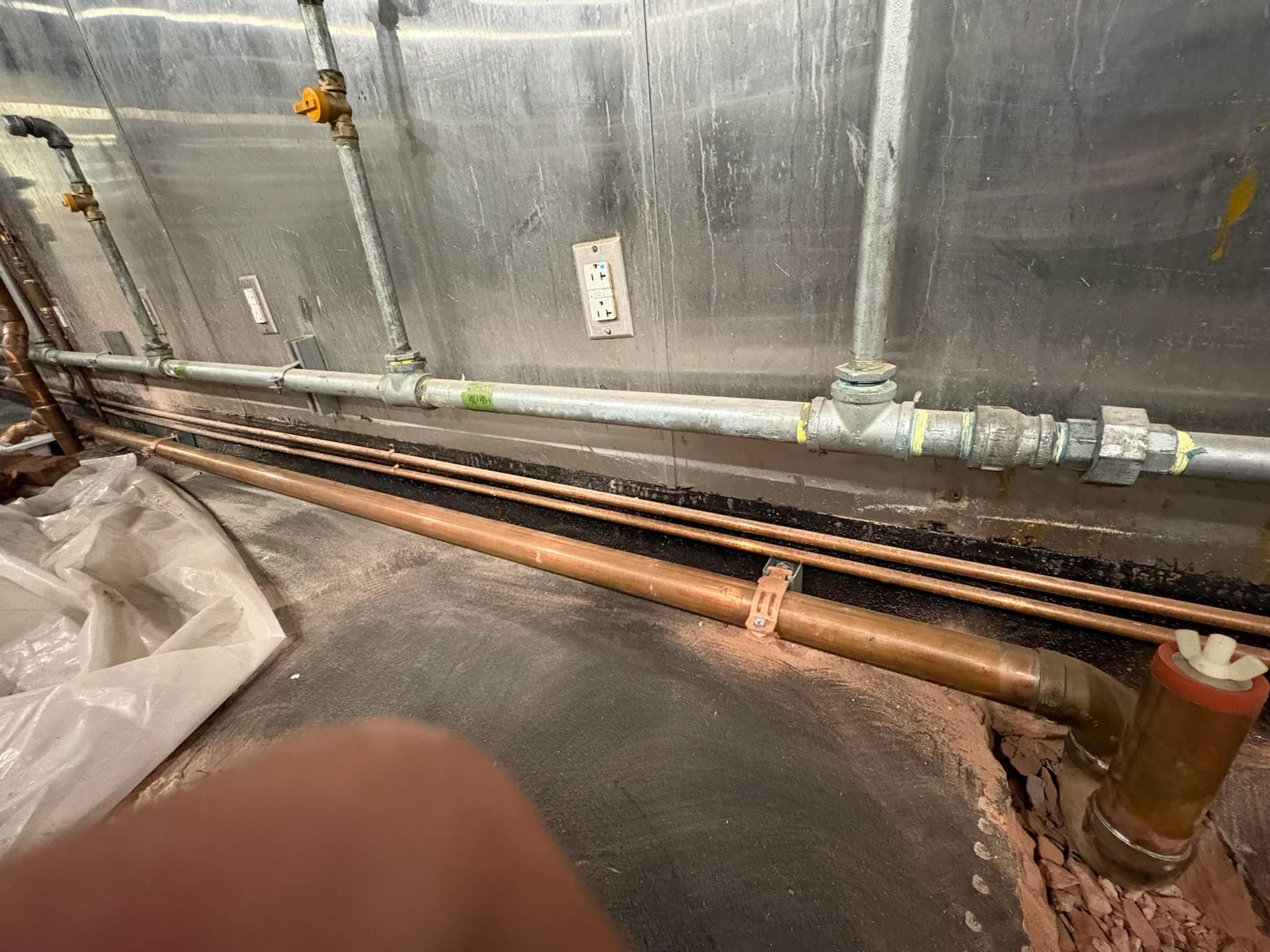 Copper piping installation for commercial facility