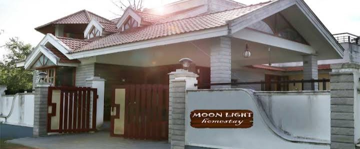 Moonlight Homestay Exterior