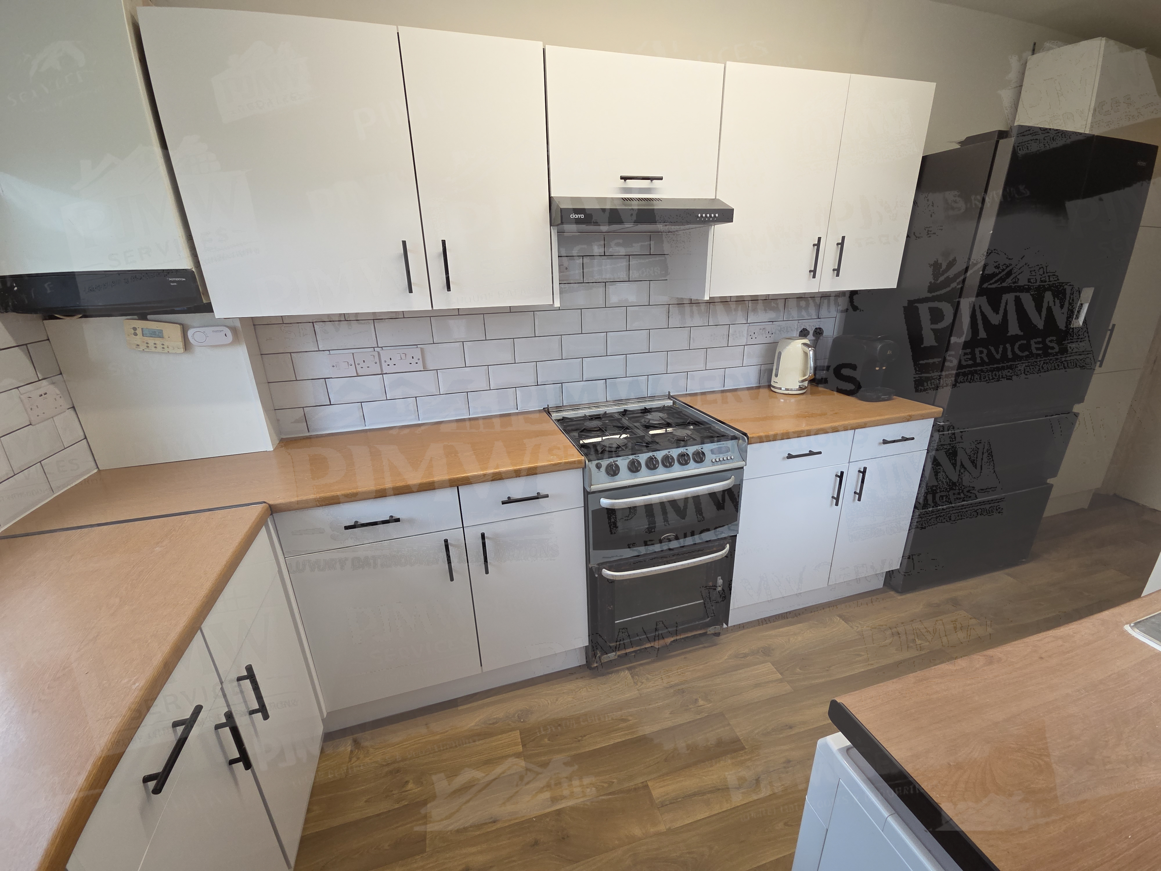Kitchen Refresh, New Cabinets, New Tiling + New Flooring