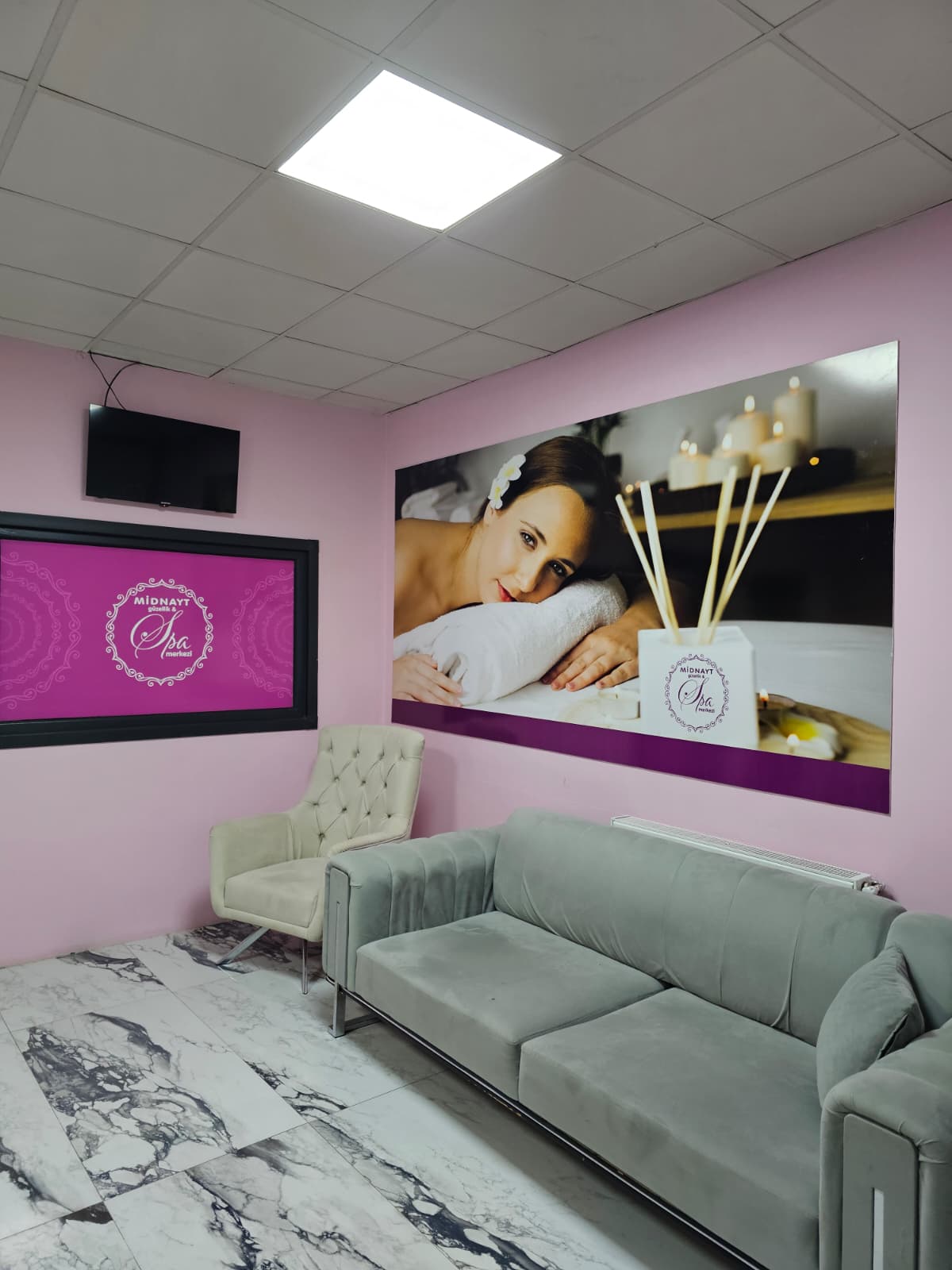 Spa Interior - Waiting Area