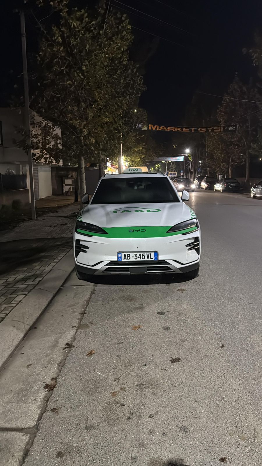 Taksi Mani BYD 4