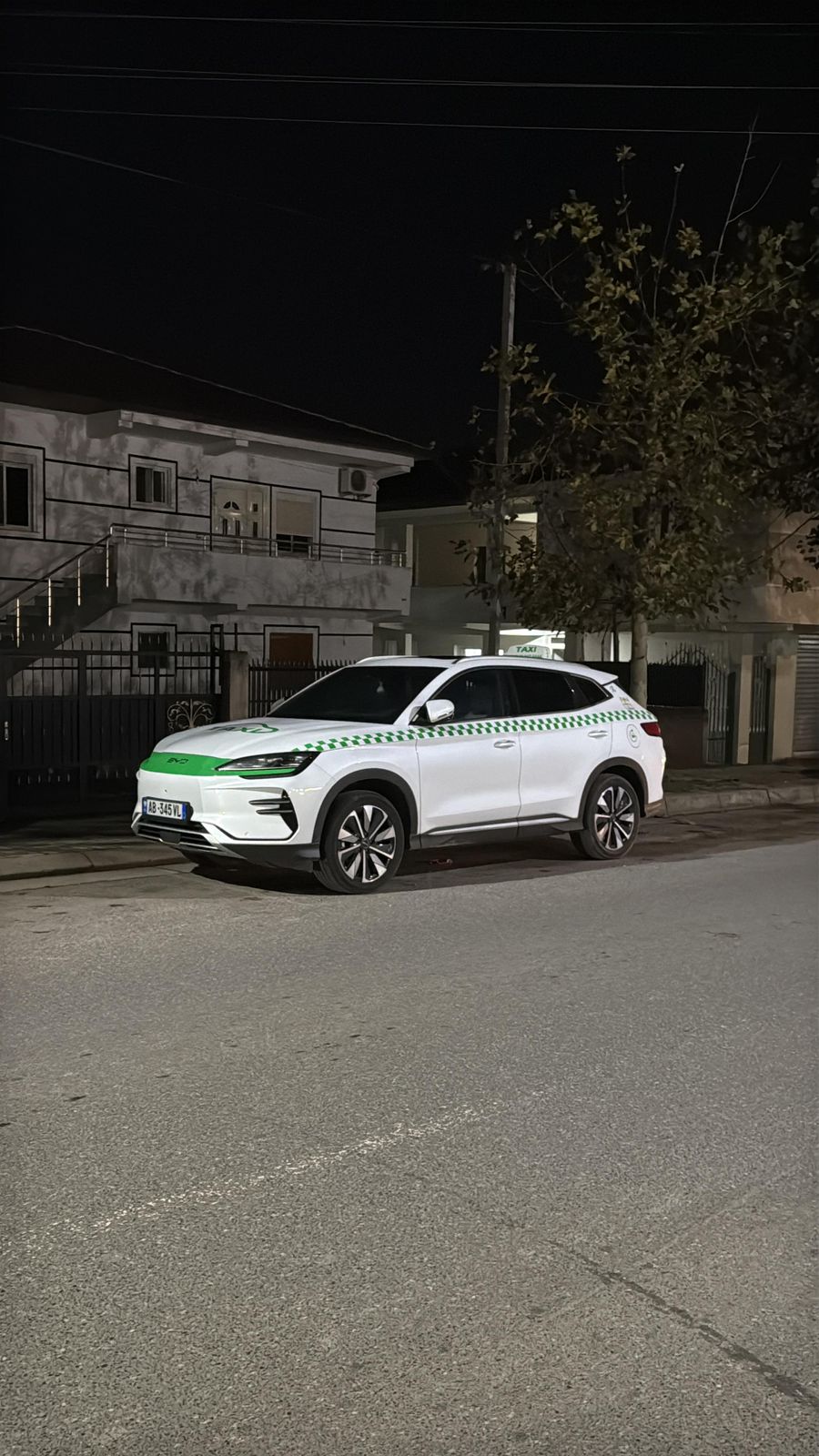 Taksi Mani BYD 5