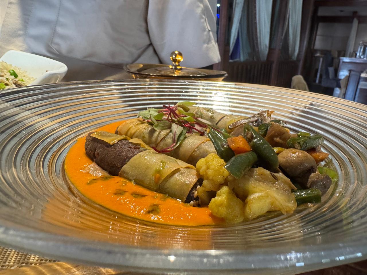 Eggplant rolls with vegetable curry