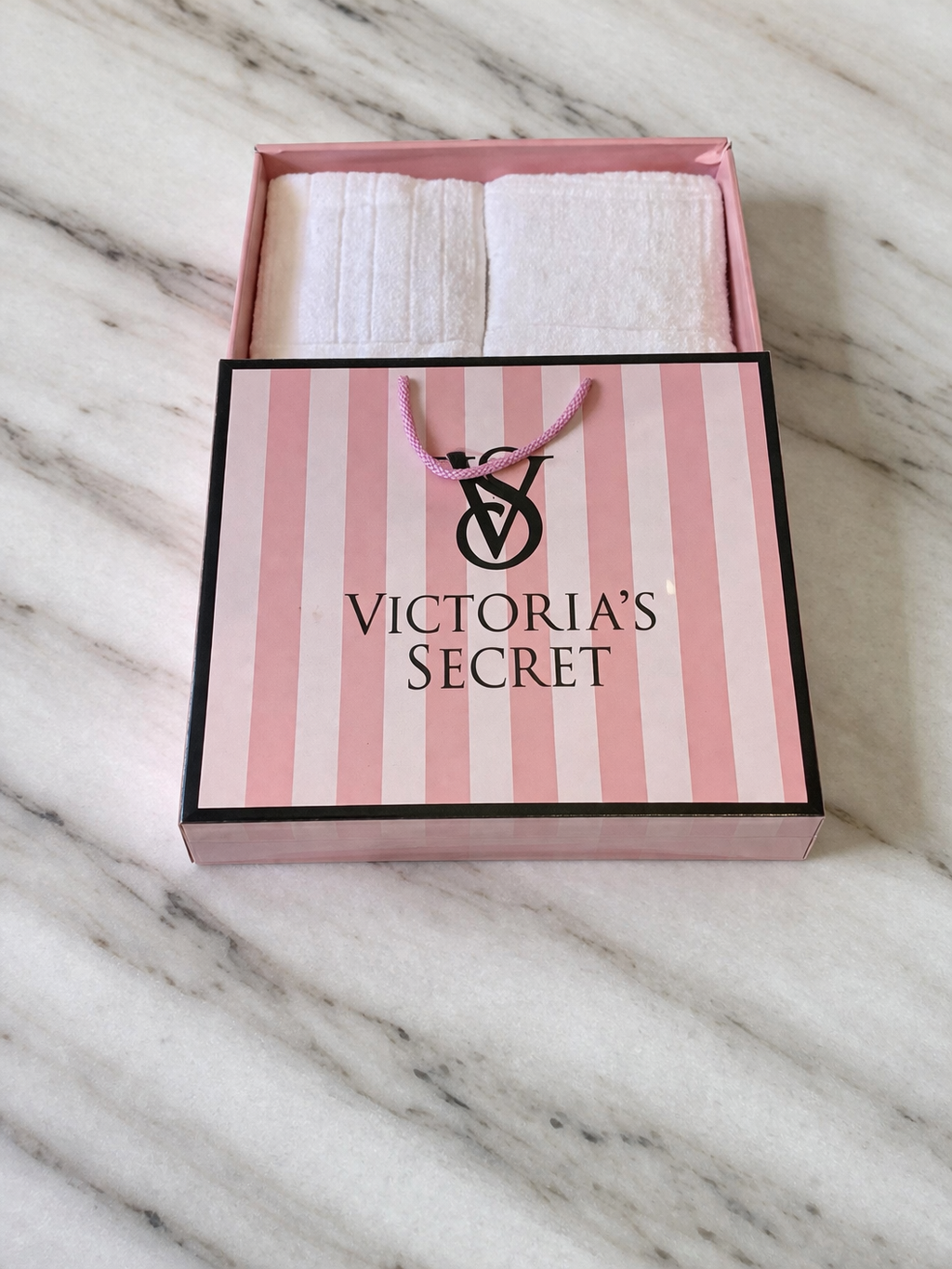 Set Toallas Victoria Secret Blanco
