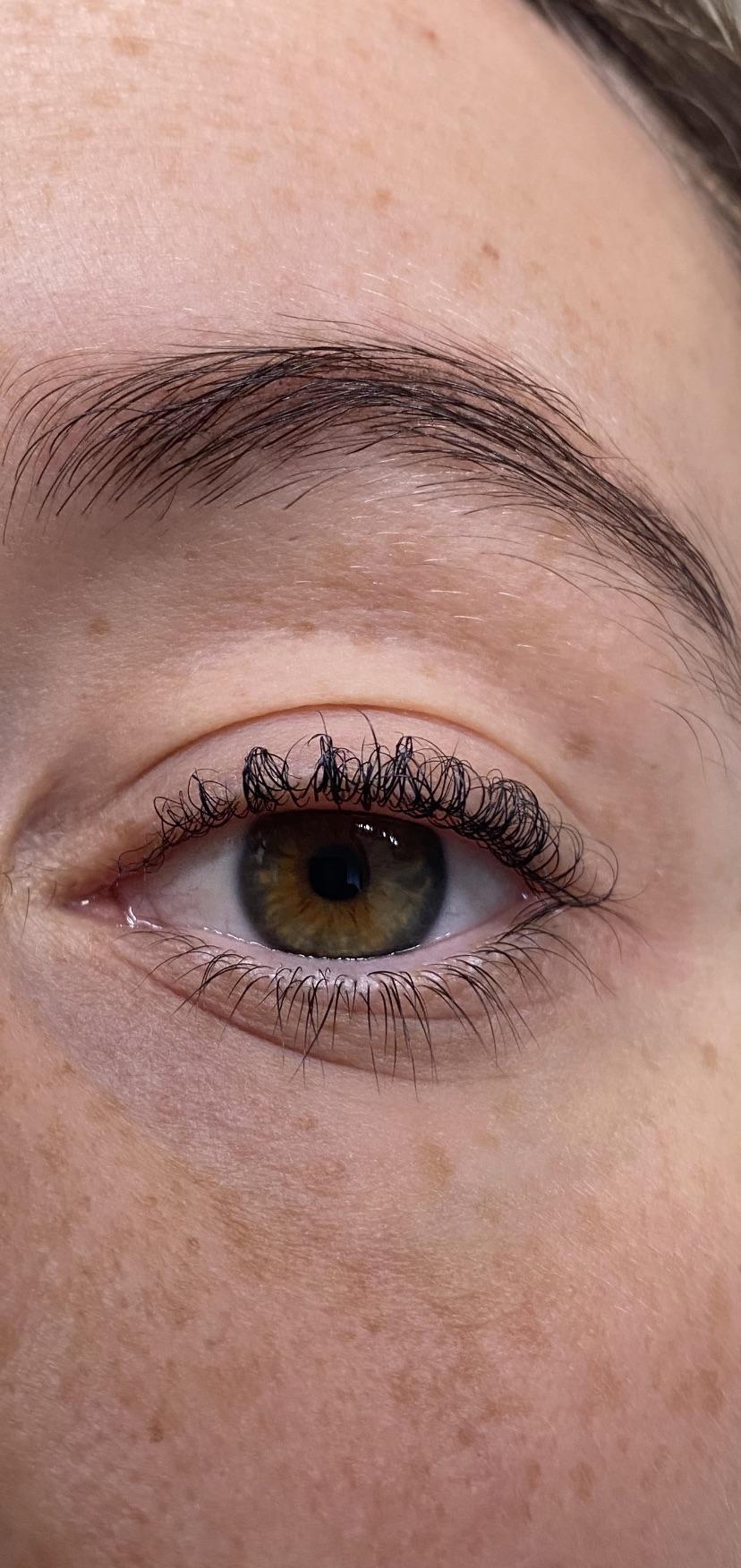 Lash damage from thioglycolate lash lift - overprocessed lashes example 2