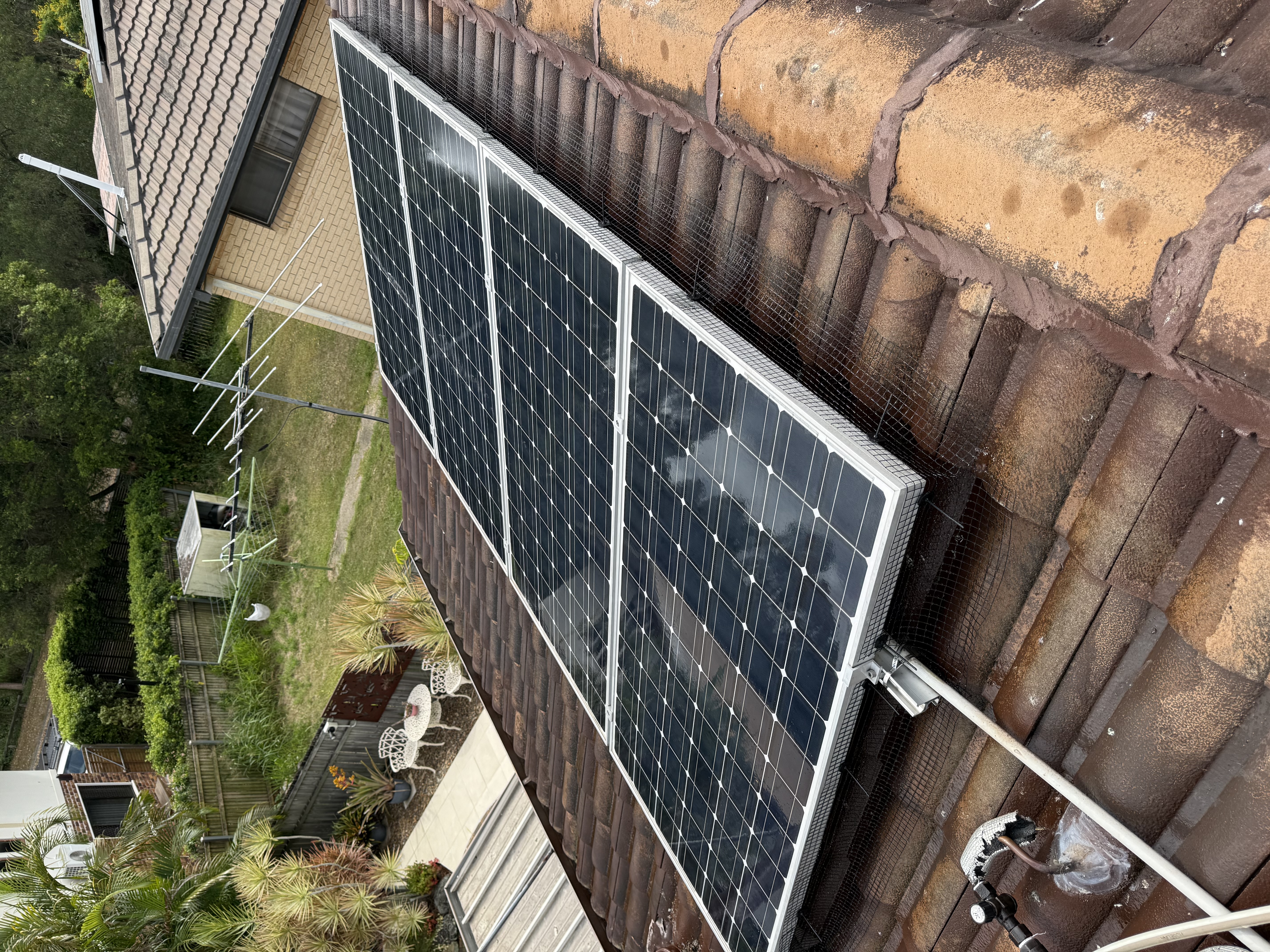 Cleaned panels with mesh