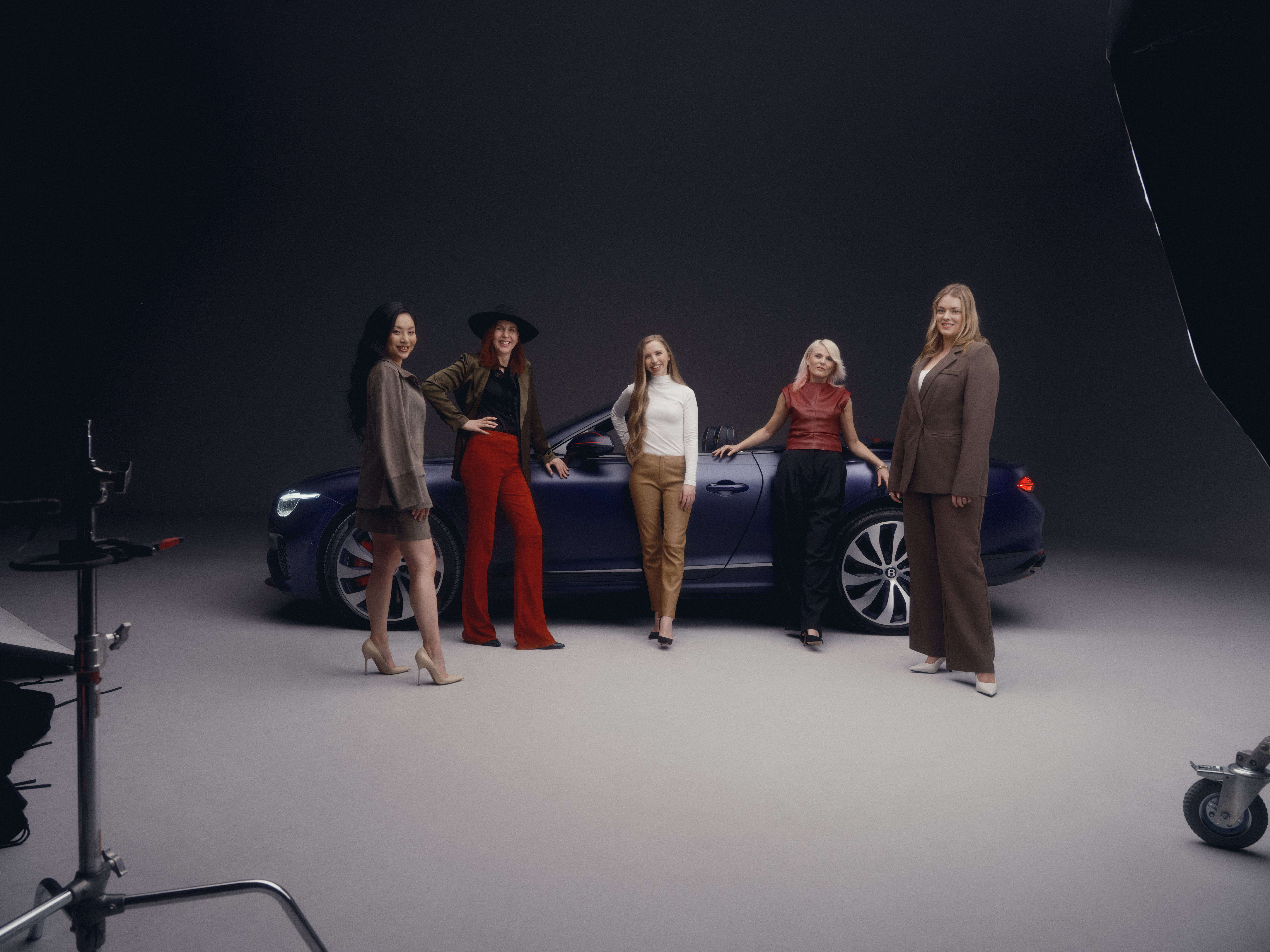 Extraordinary Women compose their harmonious Bentley Continental GTC - Image 23