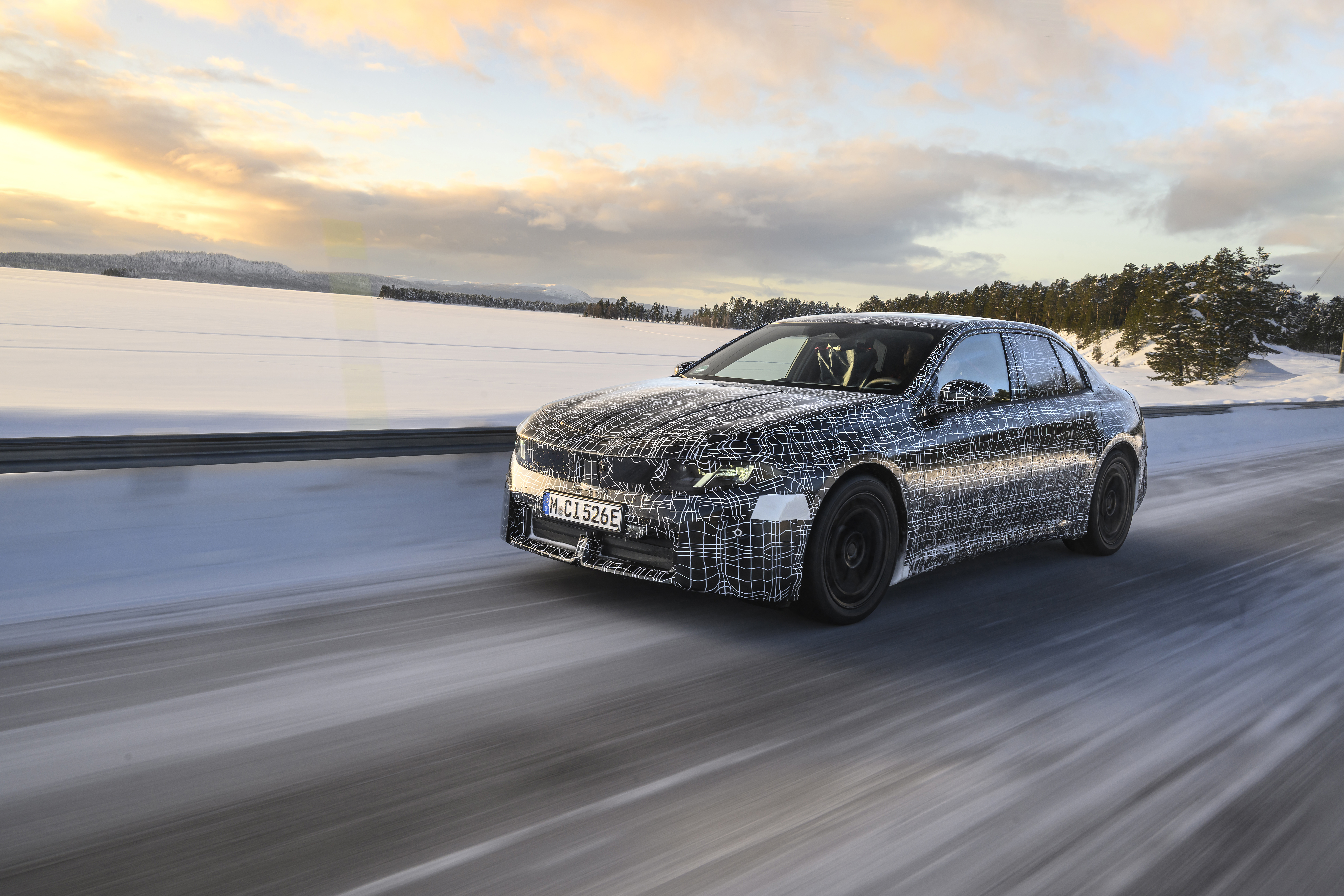 Heart of Joy meets snow and ice at the Arctic Circle - BMW i3 Neue Klasse testing - Image 15