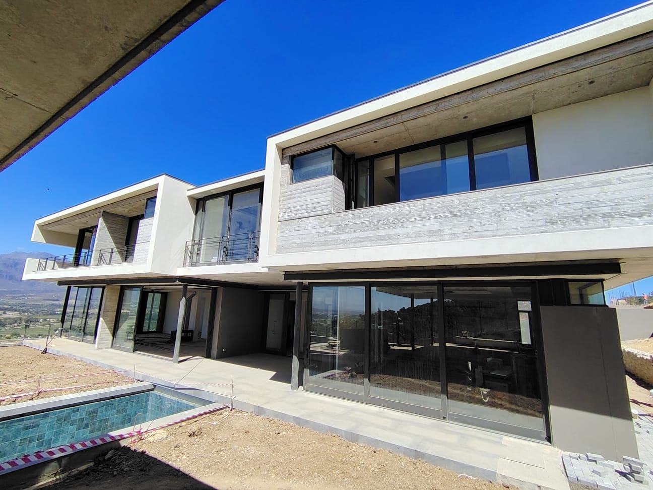 Woodgrain Concrete Finish - View 2