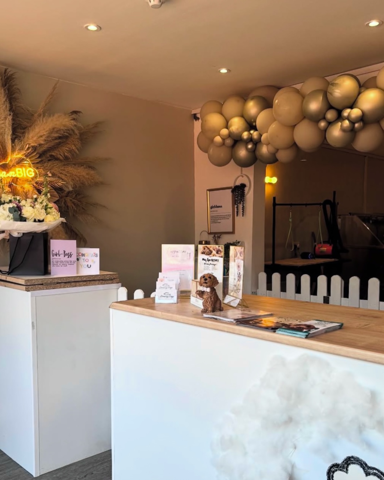Our salon 7