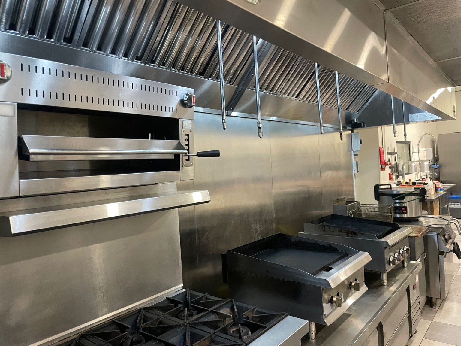 Commercial cooking line