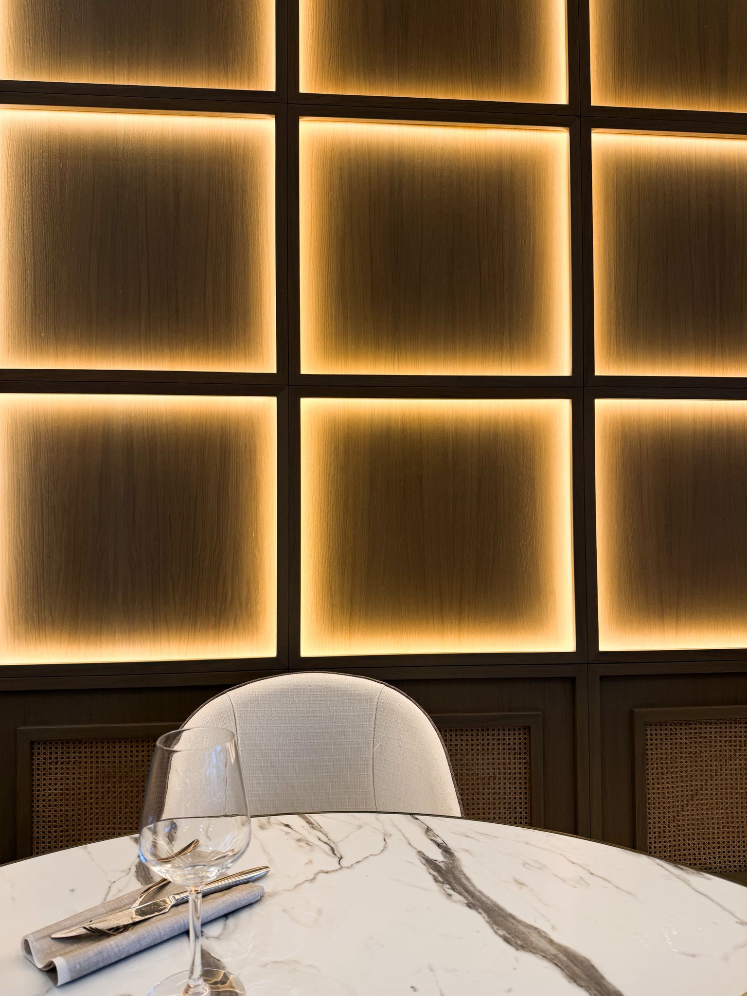 Fine Dining Ambience - Lifestyle content by Elevate UGC