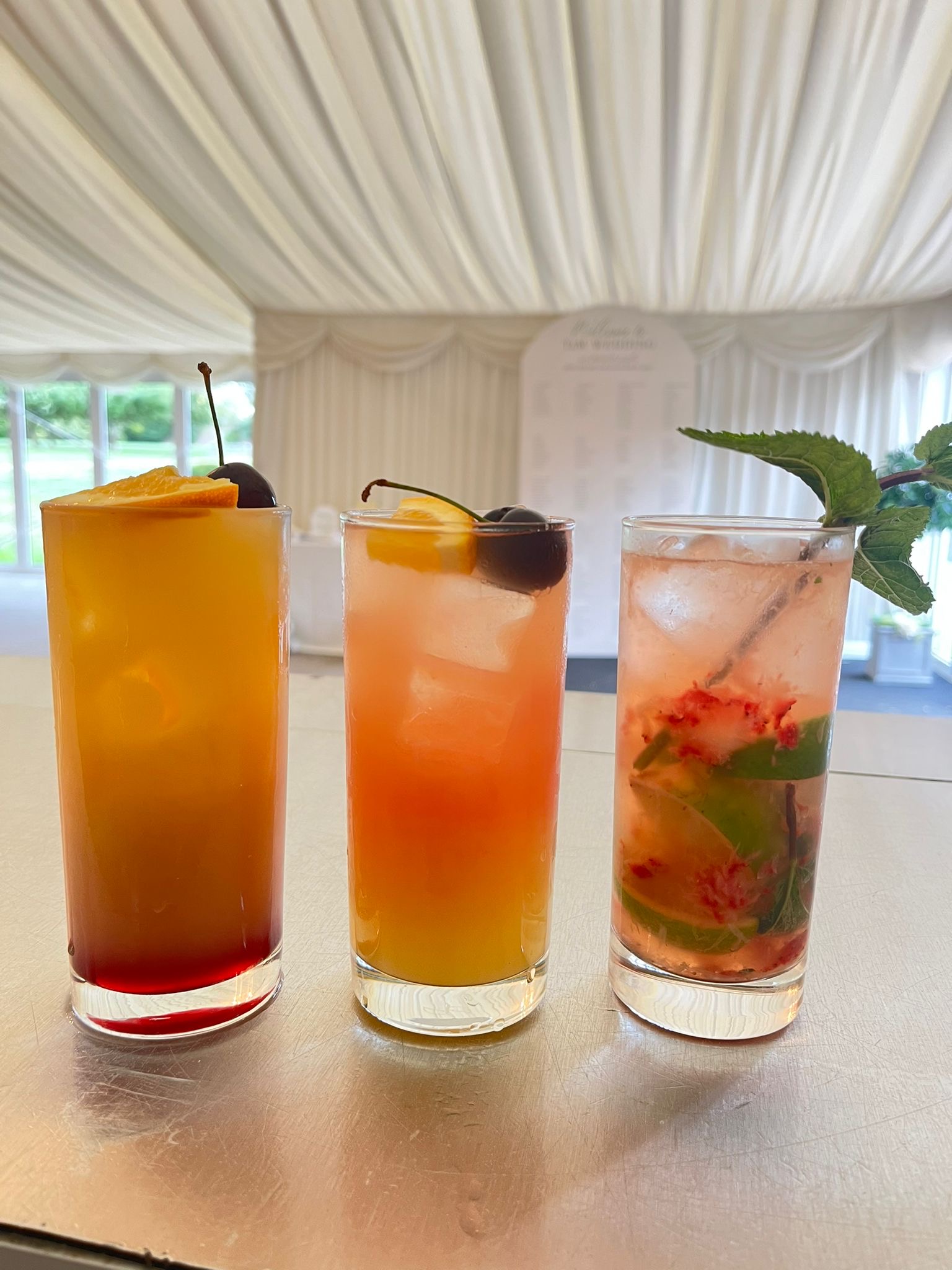 Bar Hire London & Hertfordshire | Primus Locus Mobile Bar Service
