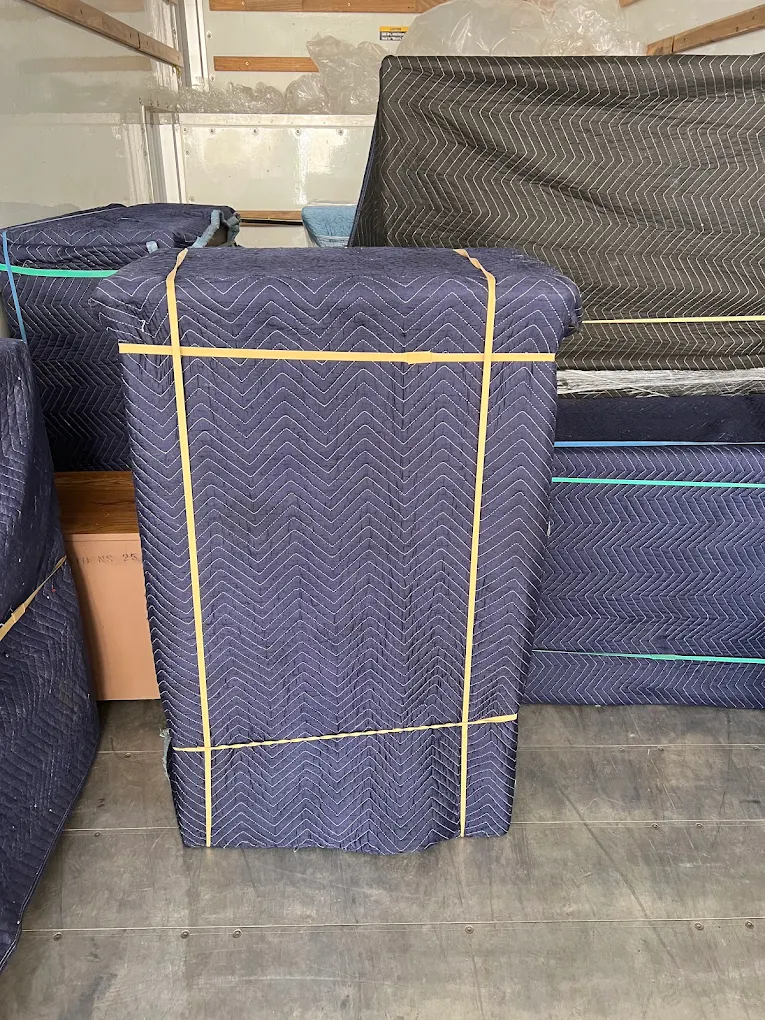 Padded and protected furniture ready for transport