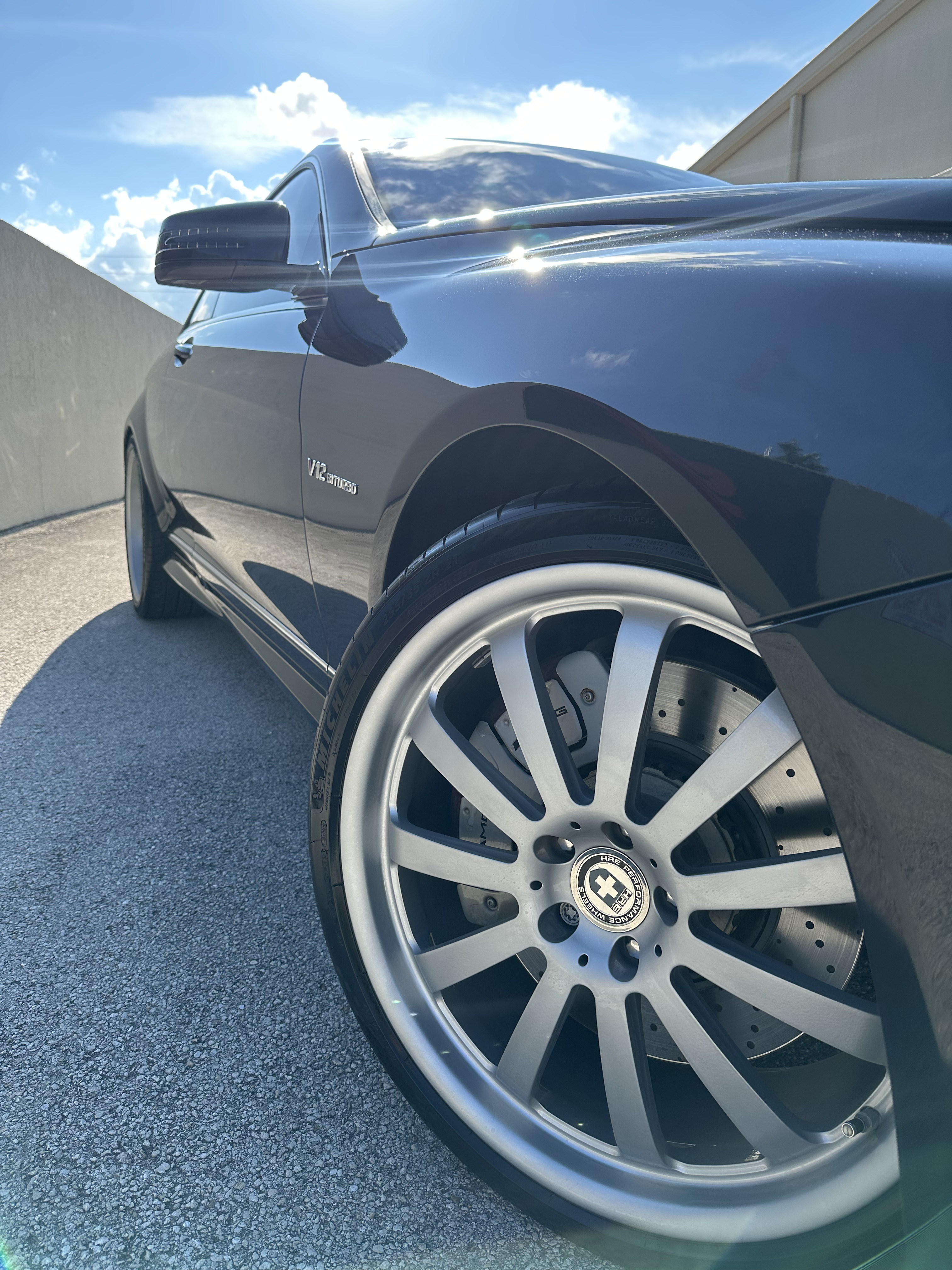 Mercedes CL V12 Wheel Detail