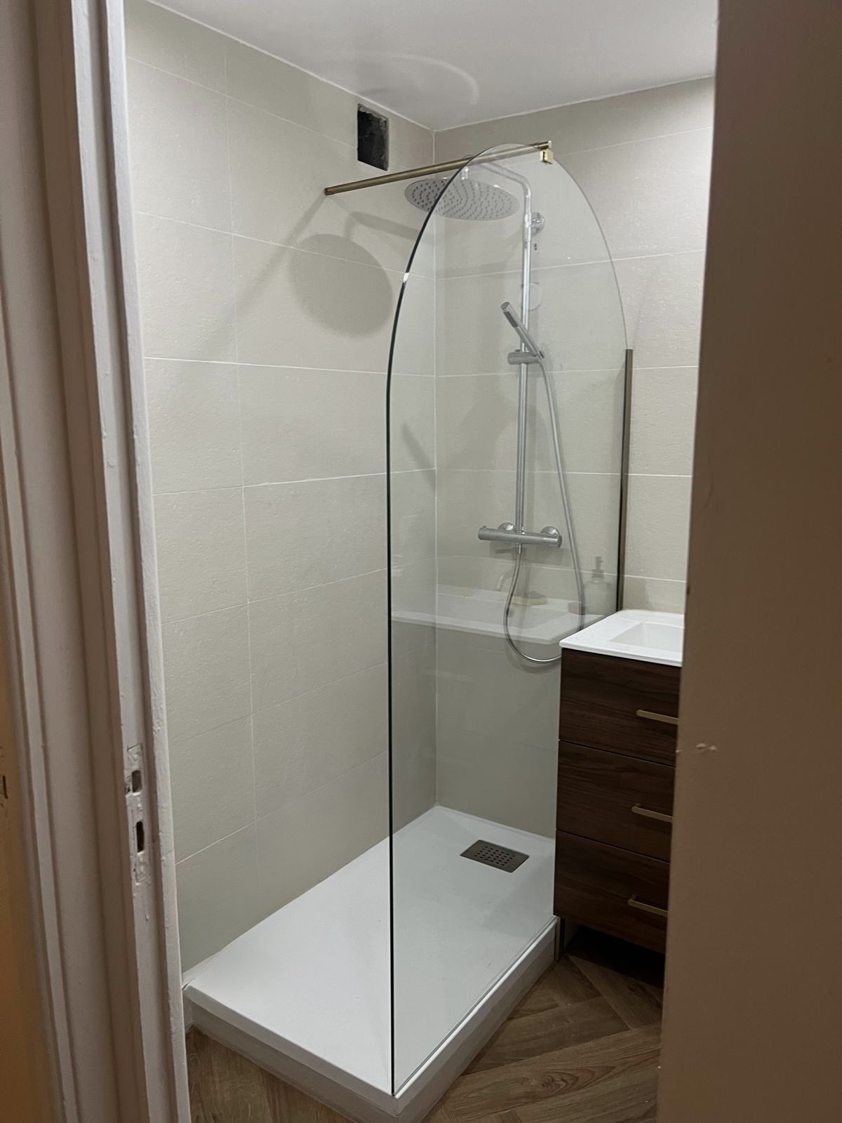 Douche à l'italienne