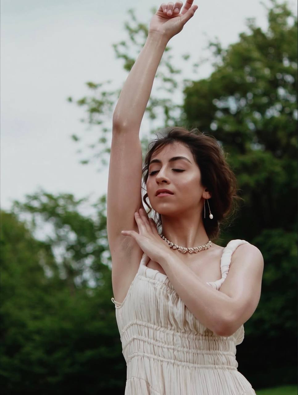 Editorial · Movement