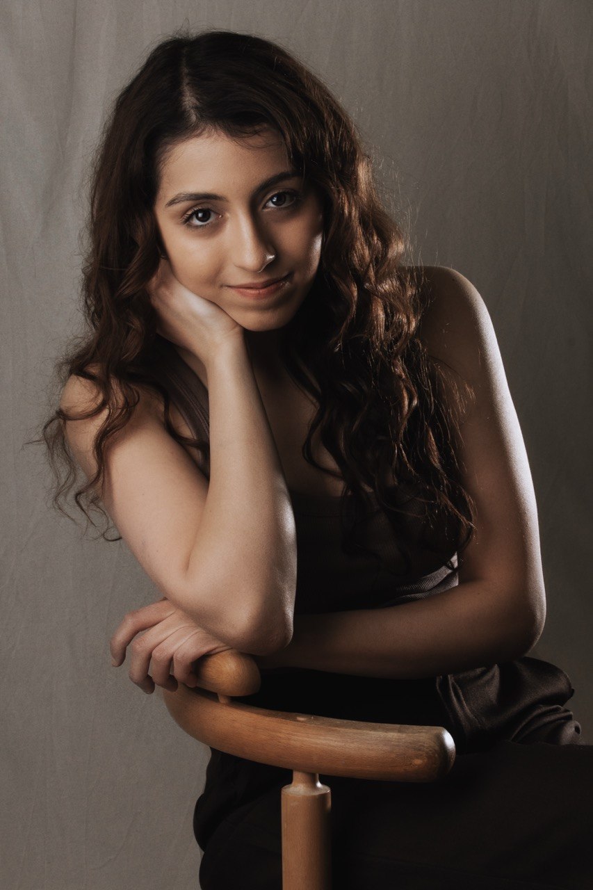 Studio · Portrait