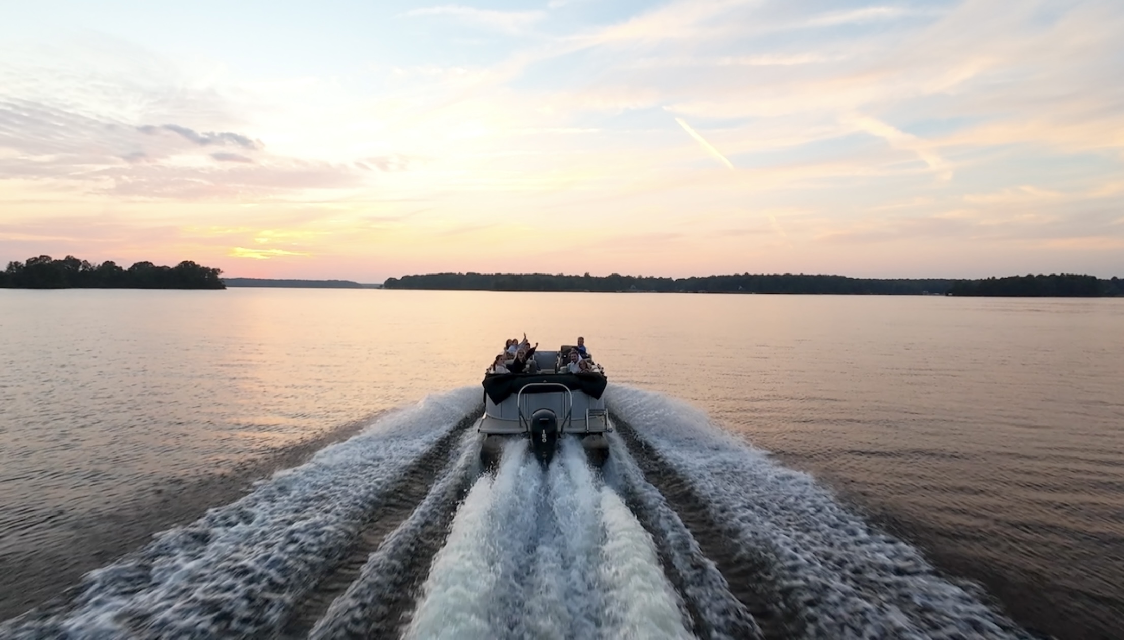Boats & Watersports
