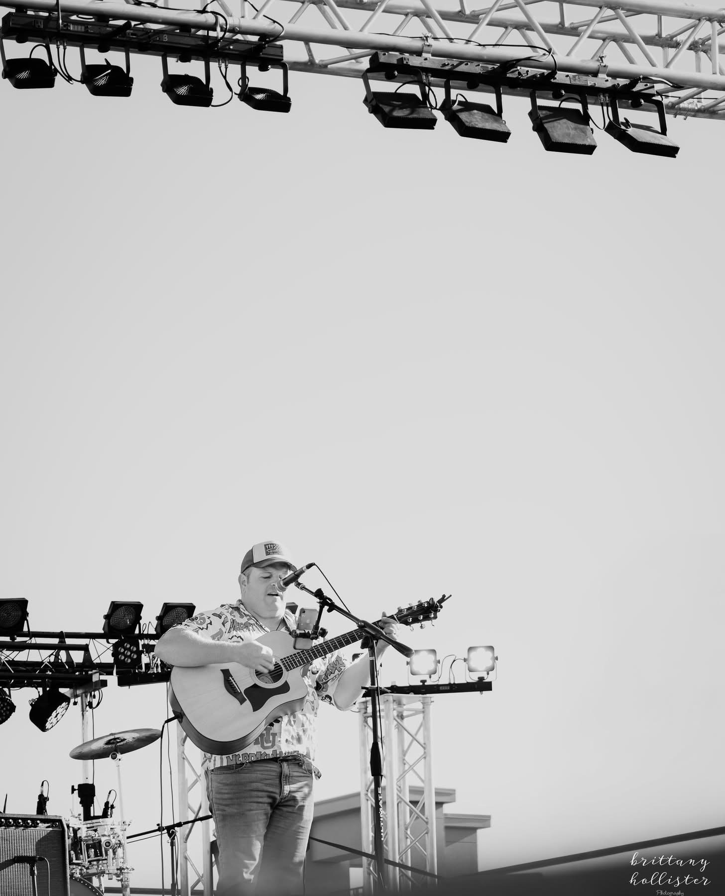 Alexander Richard performing