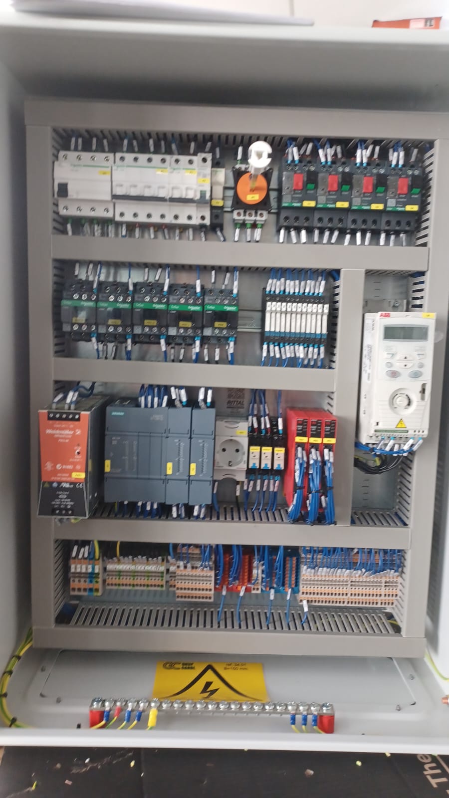 Panel de Control Eléctrico