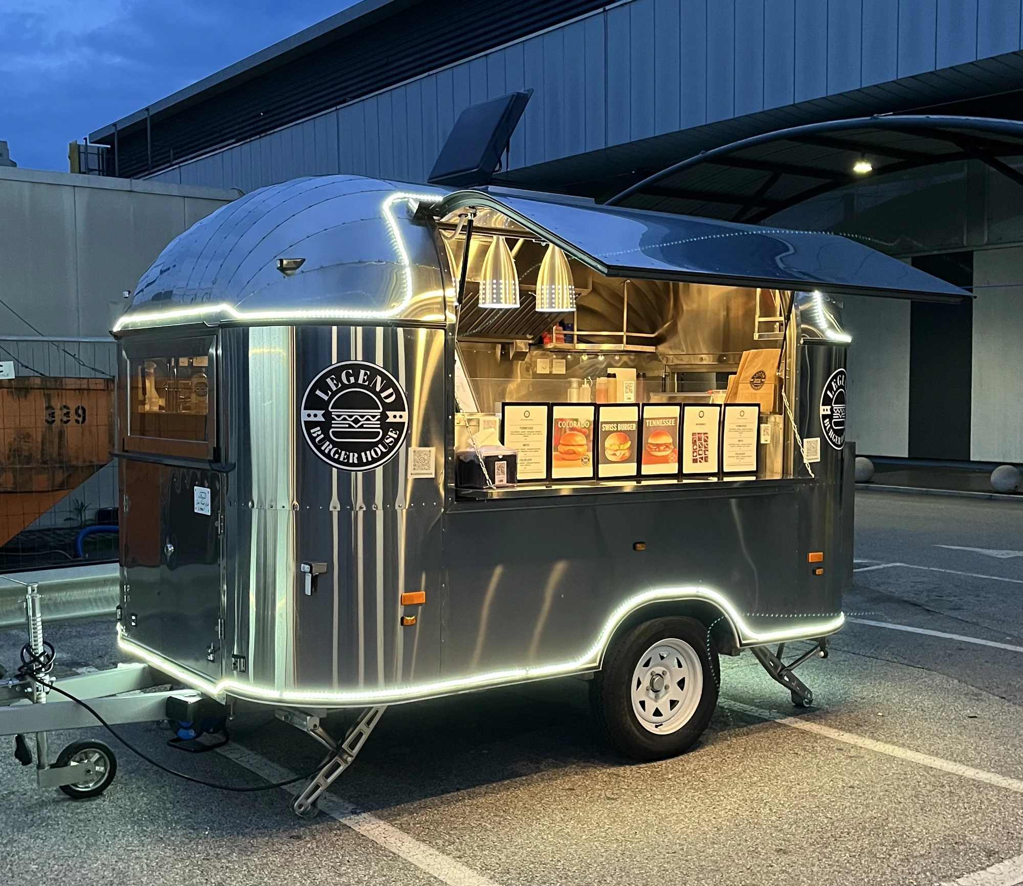 Legend Burger House truck