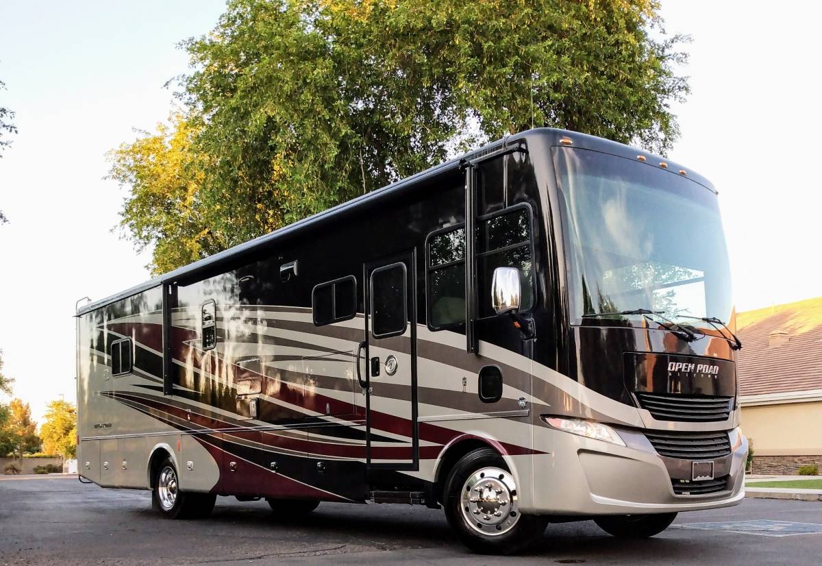 2018 Tiffin Allegro Open Road 36LA — passenger side front three-quarter view