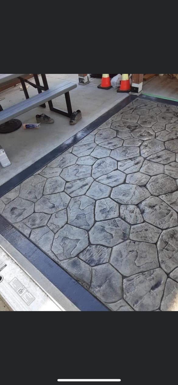 DECORATIVE & STAMPED CONCRETE