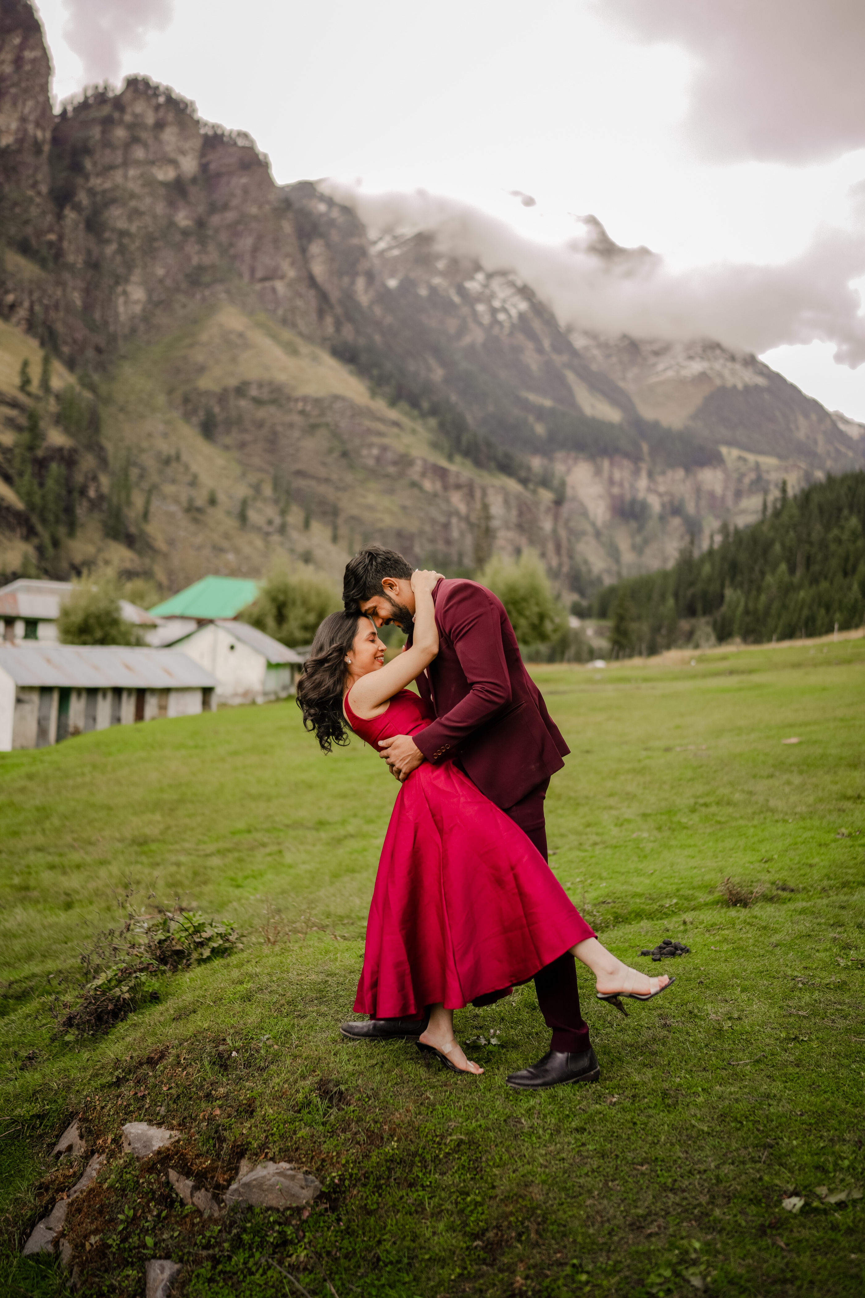 Pre-Wedding Couple Shoot in Manali — World Through Lens