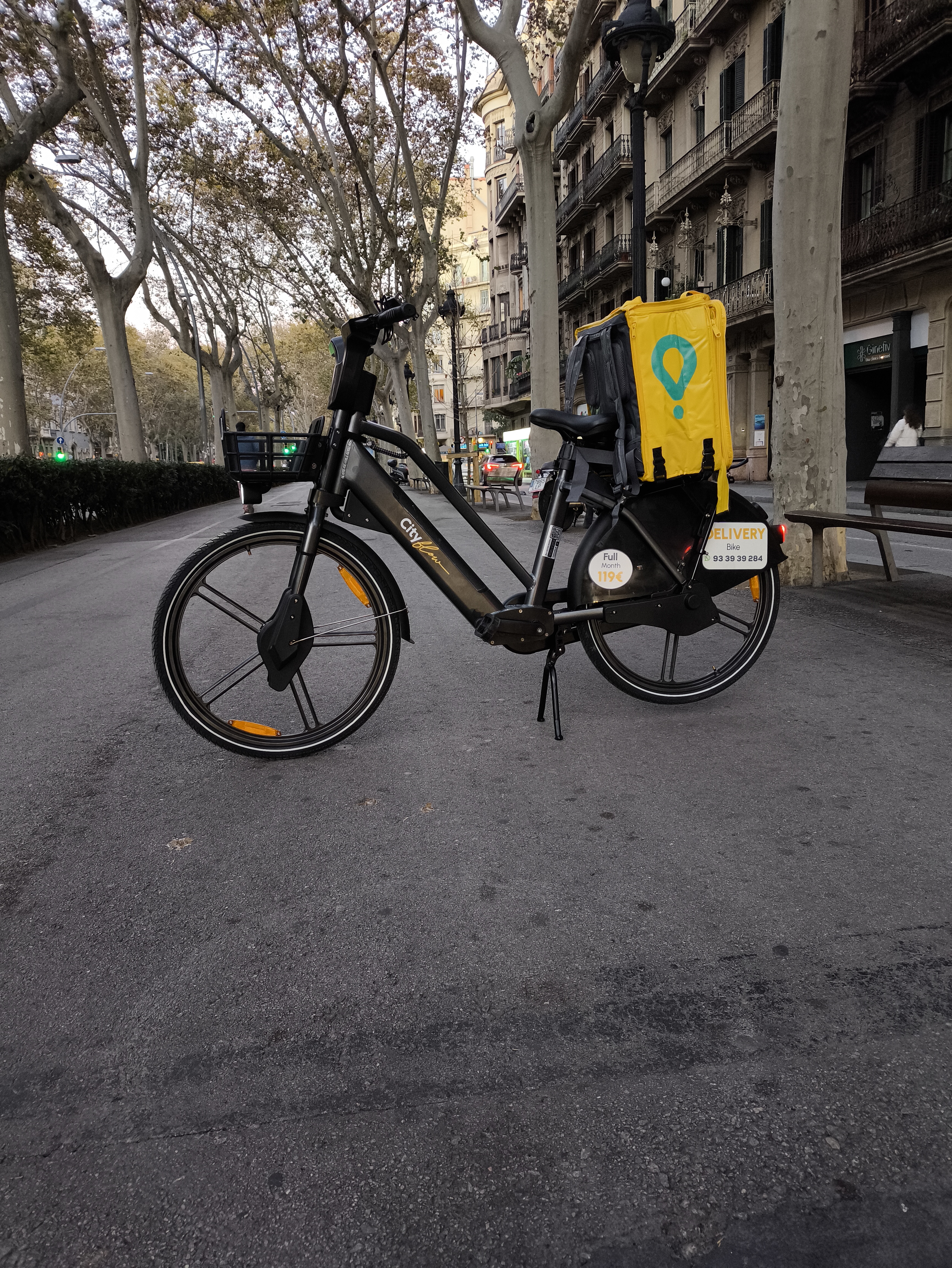 Bici cargo eléctrica CityFlow para delivery en Barcelona