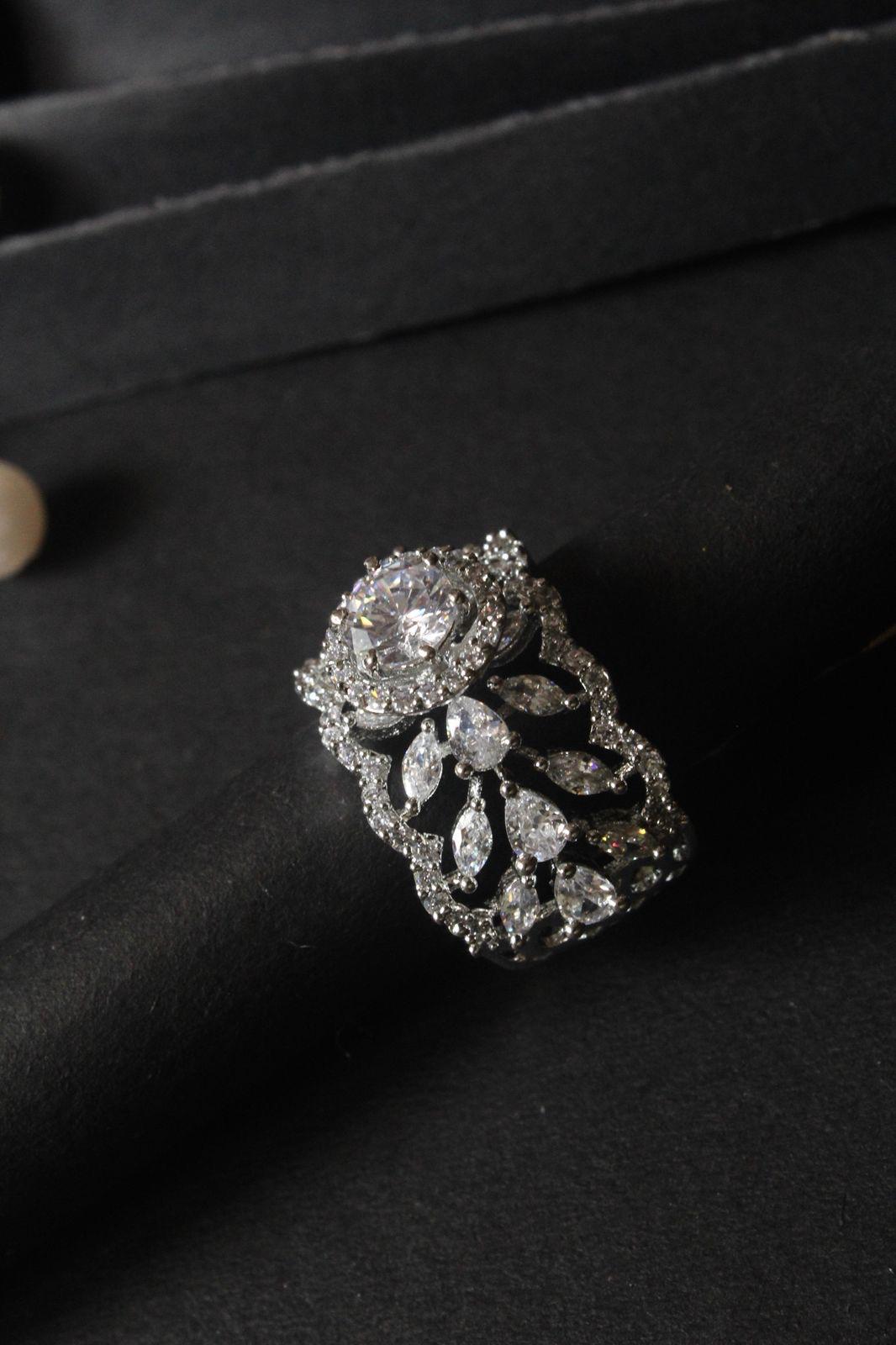 Stylish Diamond Ring - DBS-RG004