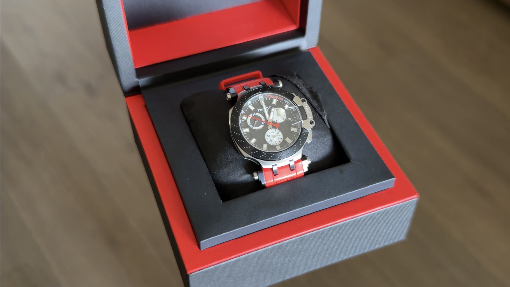 Tissot T-Race en caja - Vista superior