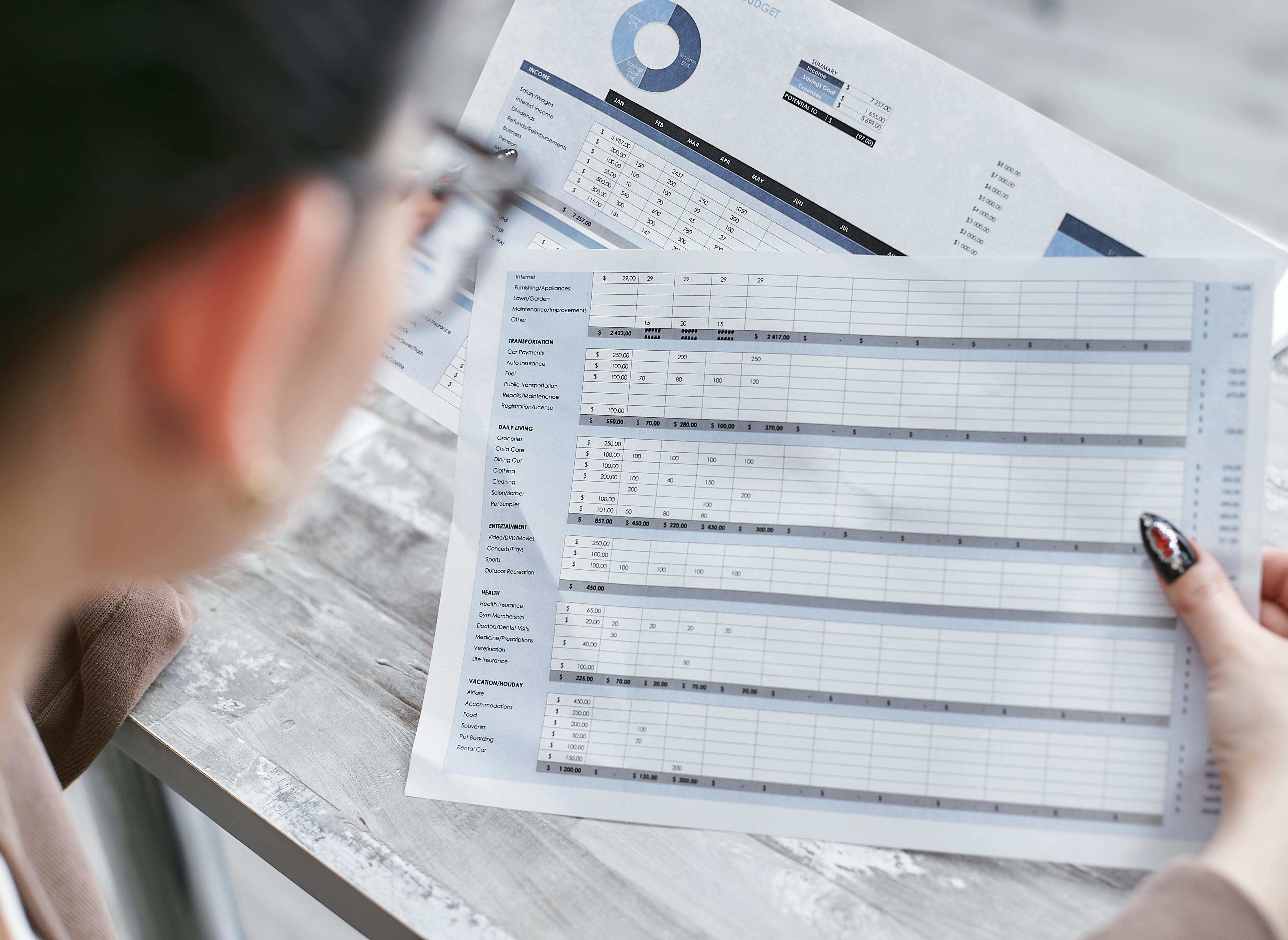Mining operator viewing dashboards