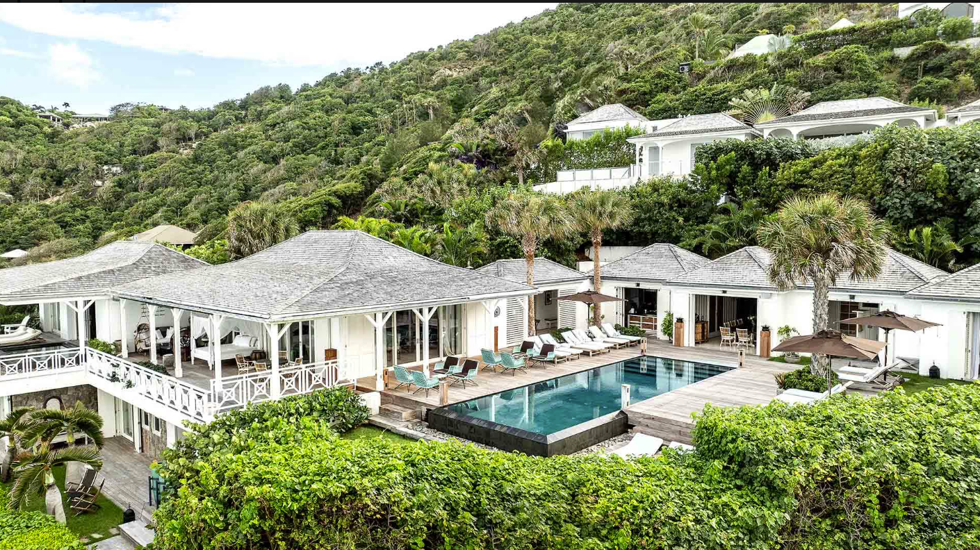 Hillside Estate Villa with tropical gardens in St Barts