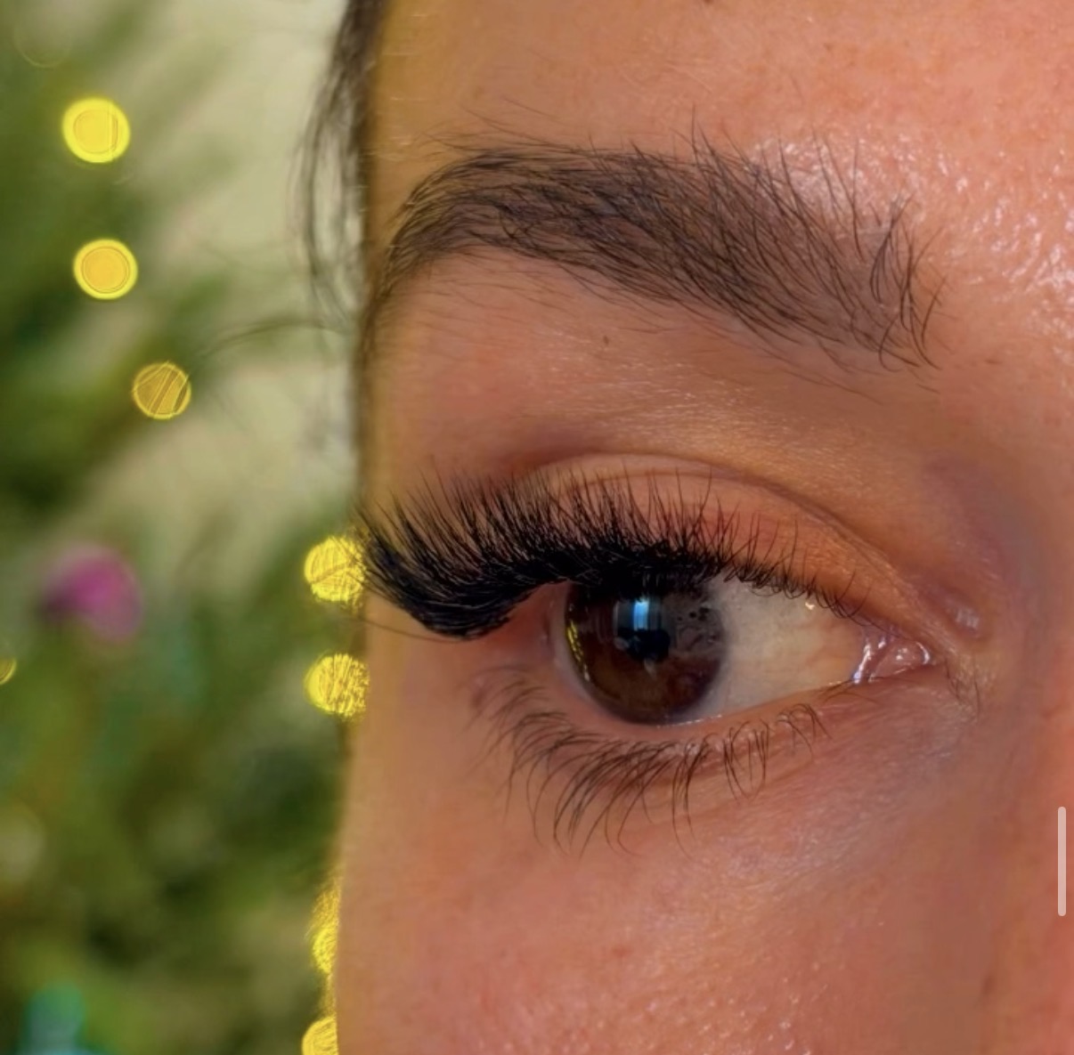 Professional eyelash extensions Brandon FL - Lash artist near me