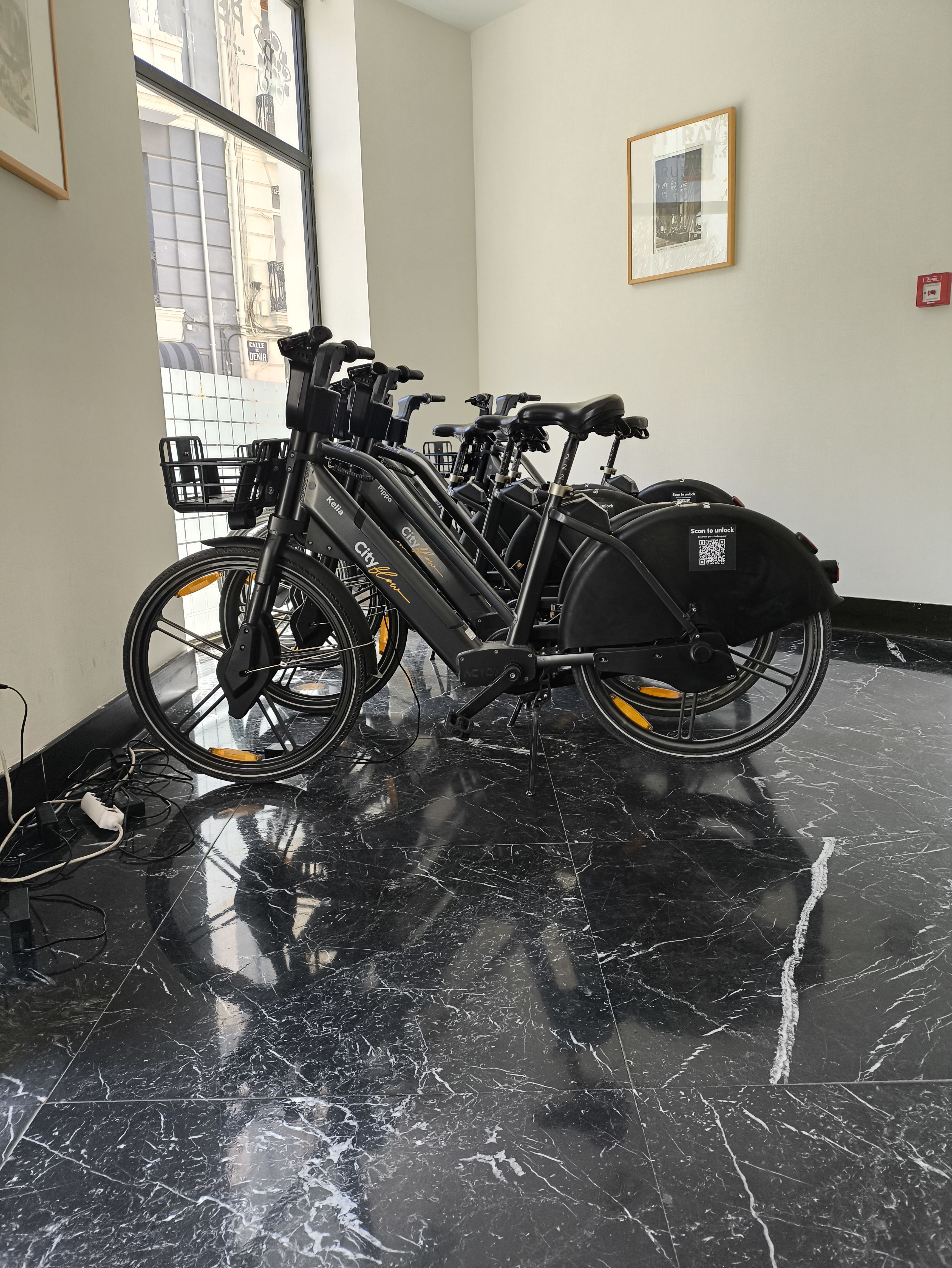 Free for guests vs upselling: ¿qué modelo de bici en hotel funciona mejor en 2026?
